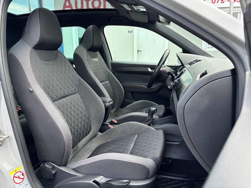 SKODA Fabia 1.0 TSI Monte Carlo DSG-image-8