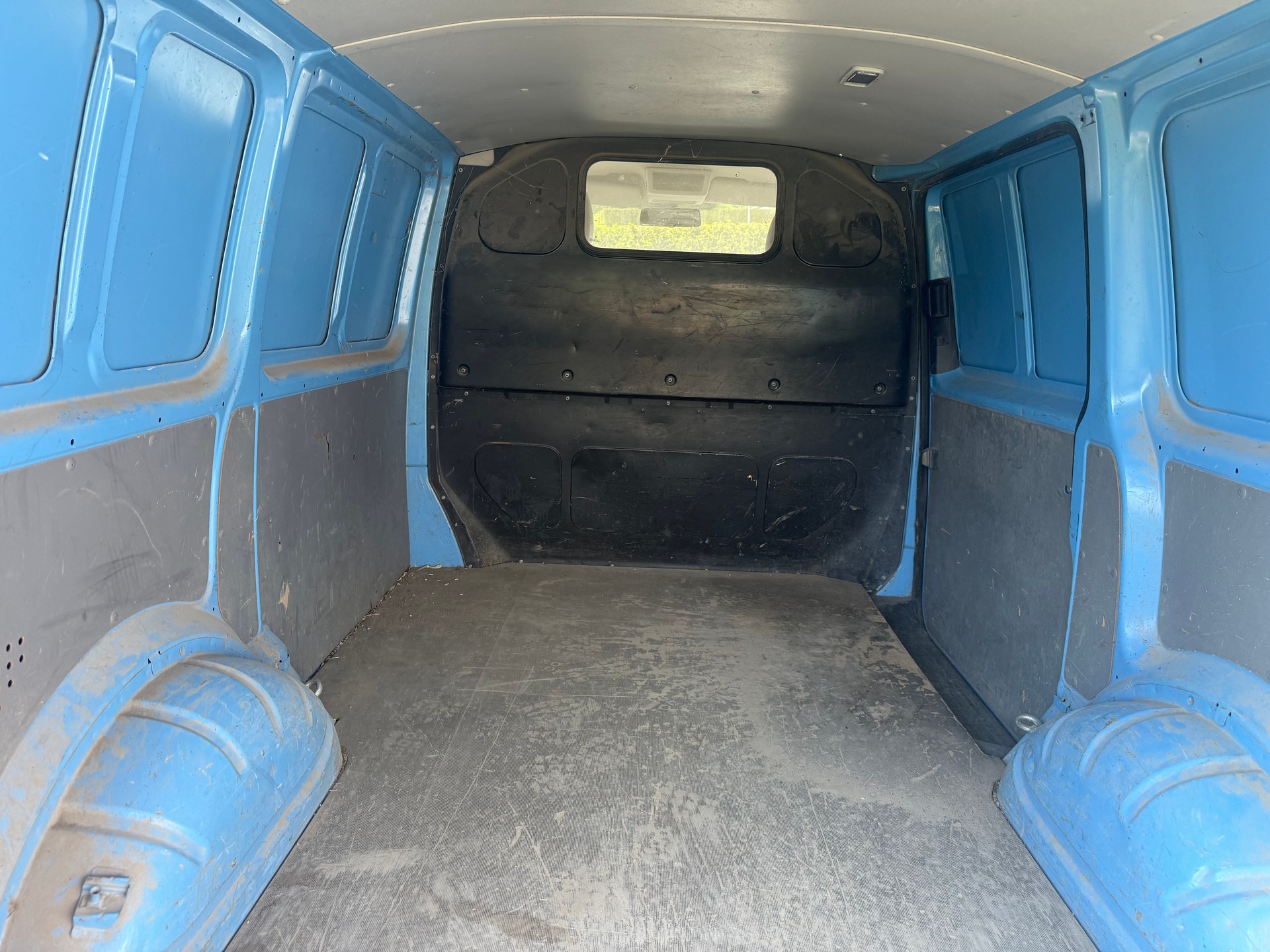 VW T5 1.9 TDI PD Entry-image-6