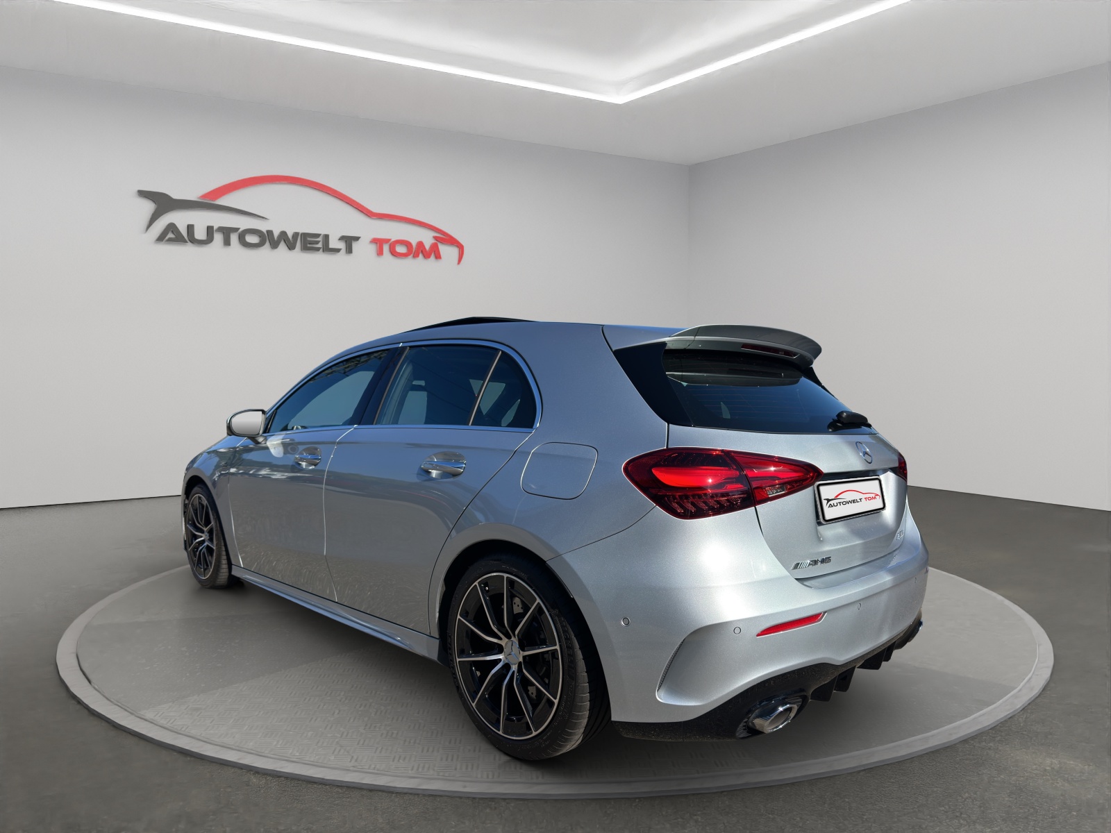 MERCEDES-BENZ A AMG 35 4Matic 8G-DCT-image-2