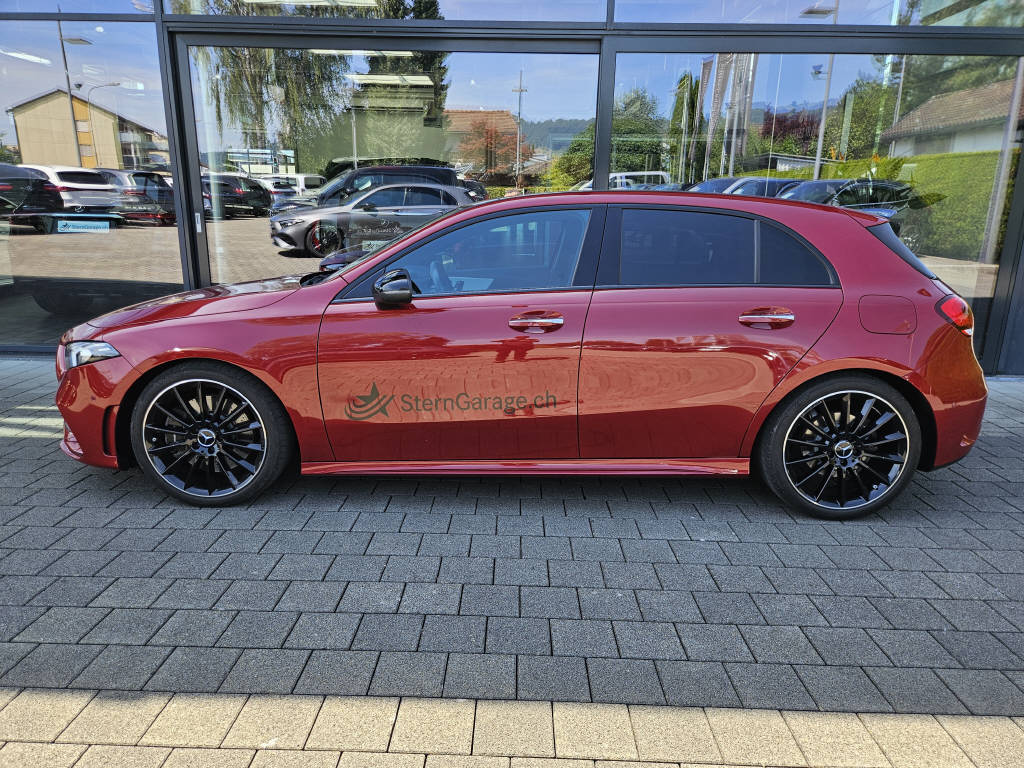 MERCEDES-BENZ A 250 4Matic AMG Line-image-1