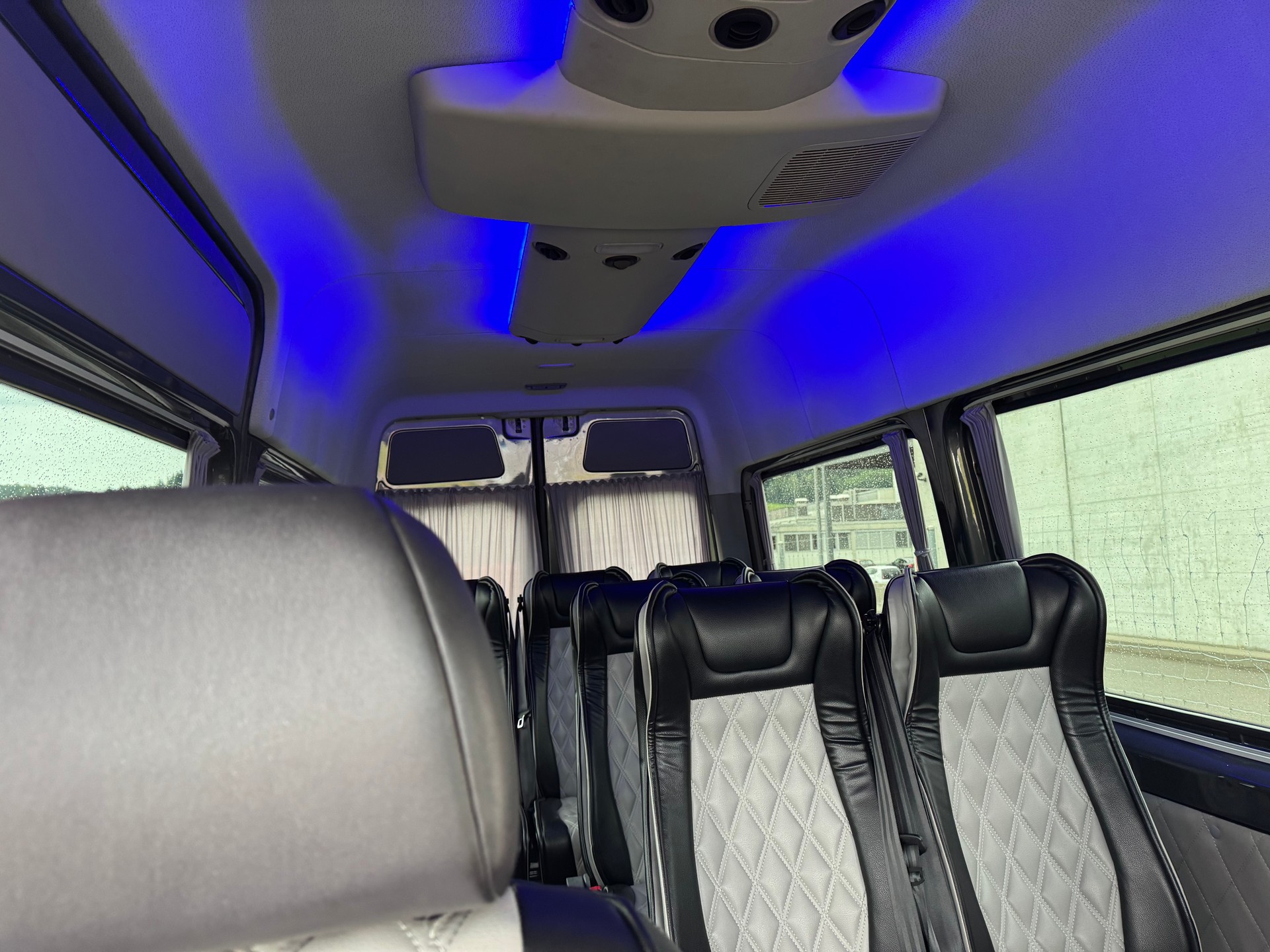 MERCEDES-BENZ Personenwagen-image-4