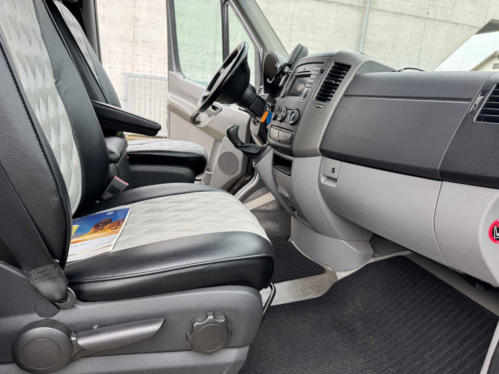 MERCEDES-BENZ Personenwagen-image-7