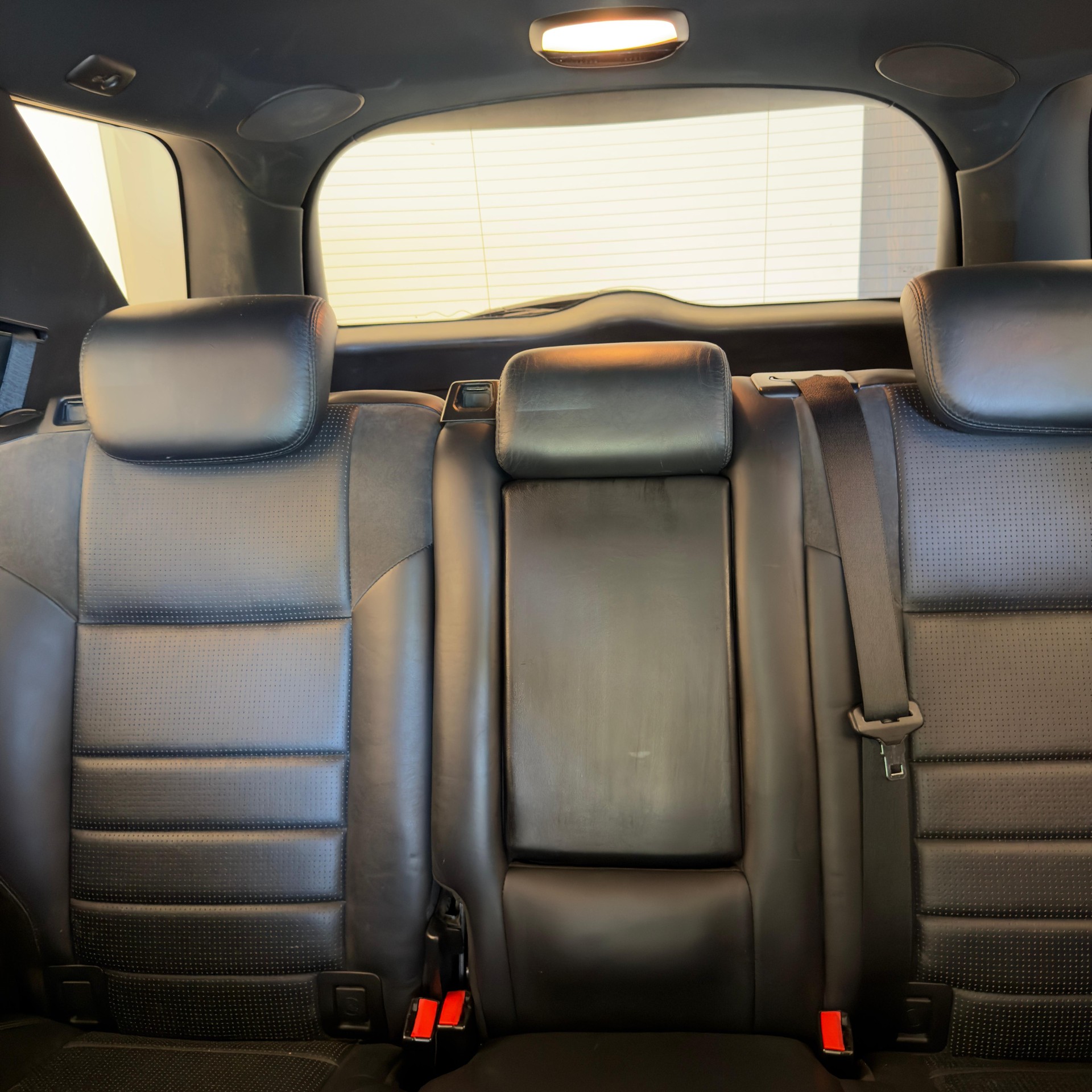 MERCEDES-BENZ ML 63 AMG 4Matic 7G-Tronic-image-13