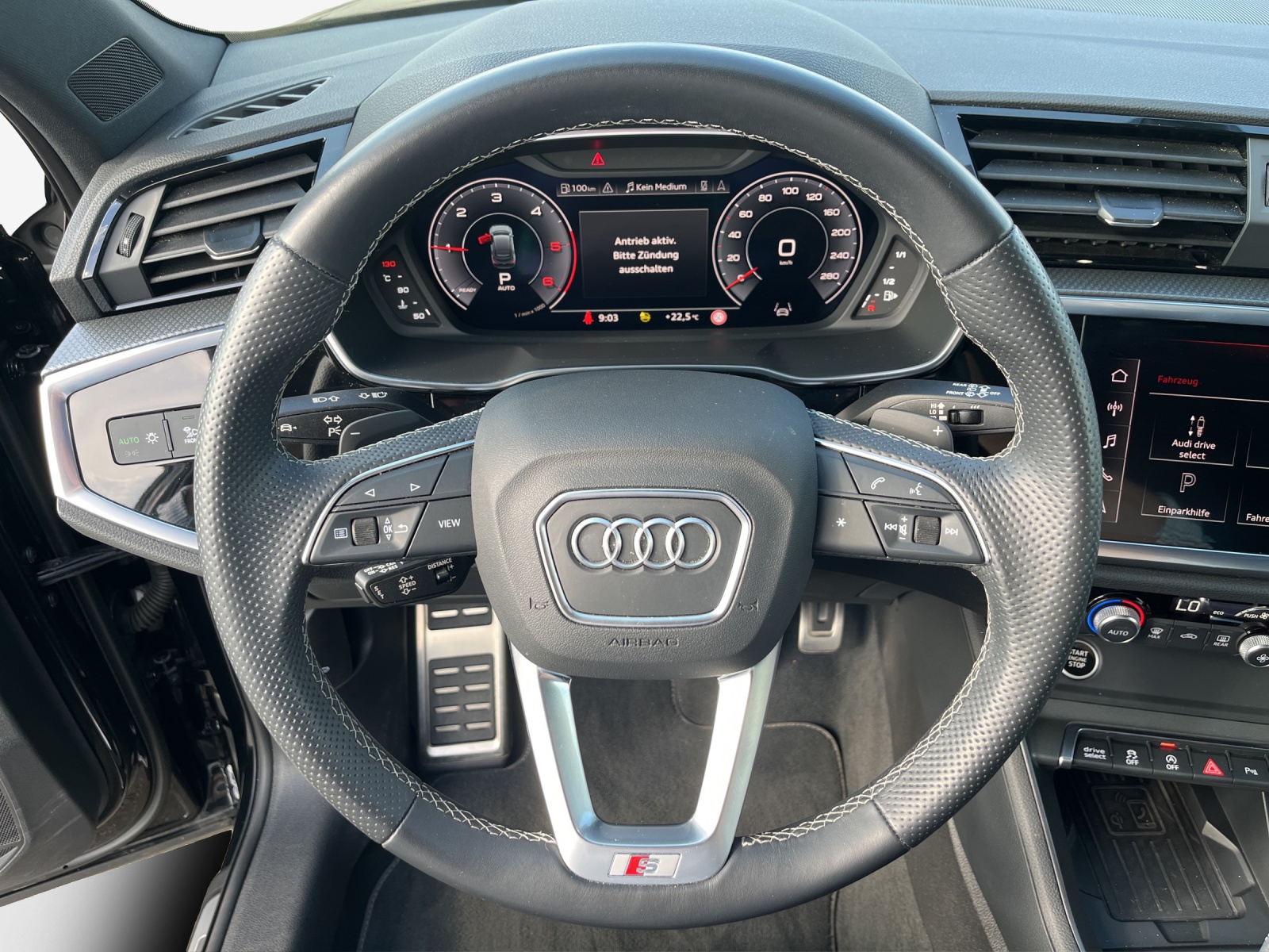 AUDI Q3 Sportback 40 TDI S line Attraction quattro S-tronic-image-9