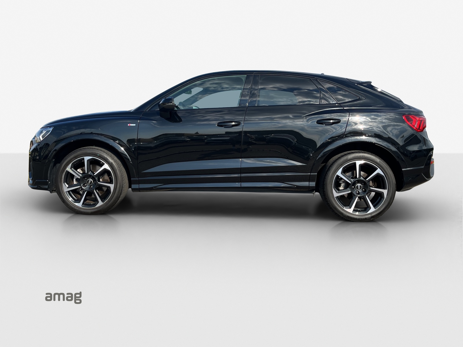 AUDI Q3 Sportback 40 TDI S line Attraction quattro S-tronic-showroom-element-1