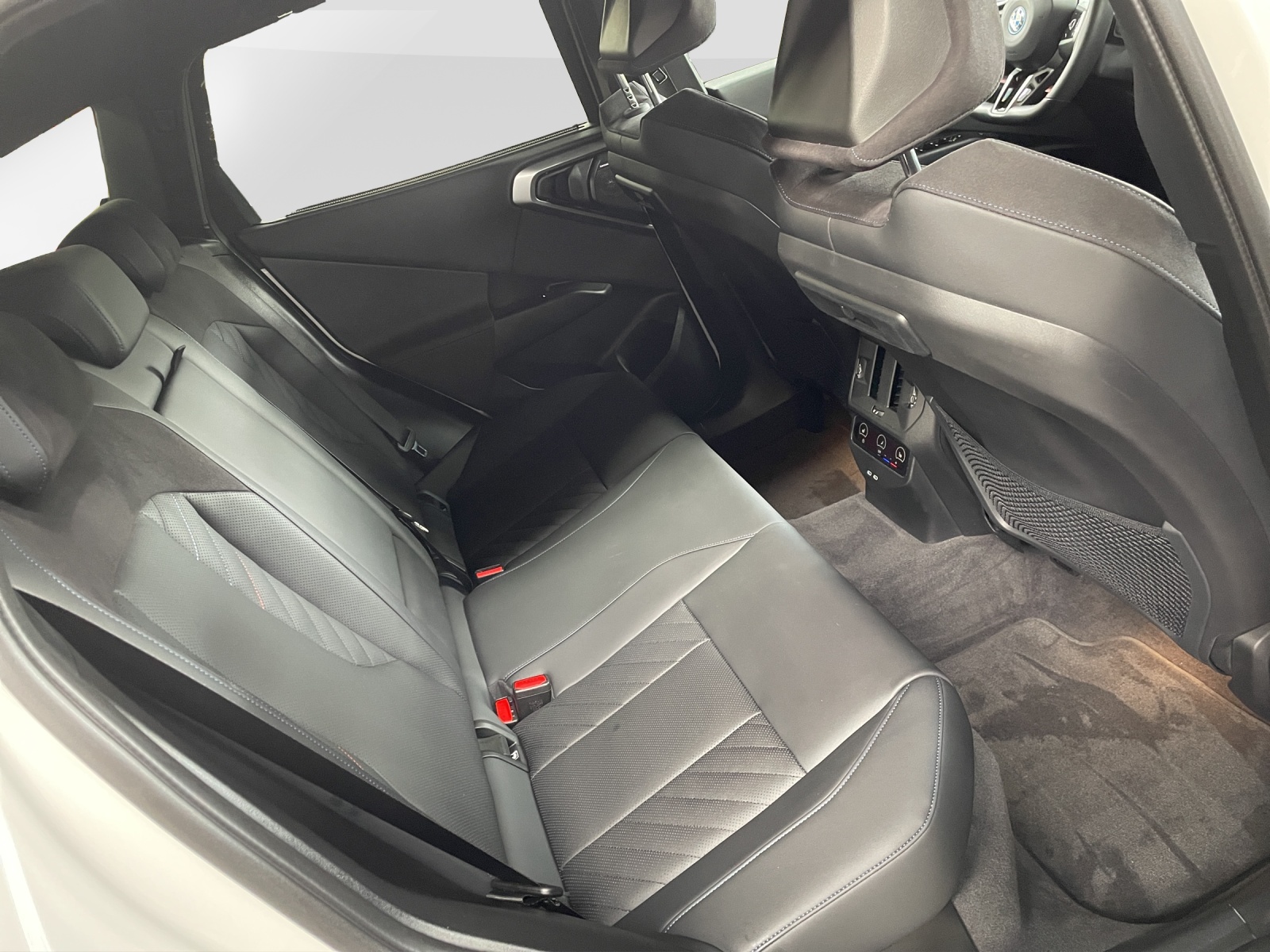 BMW X3 30e xDrive-image-9