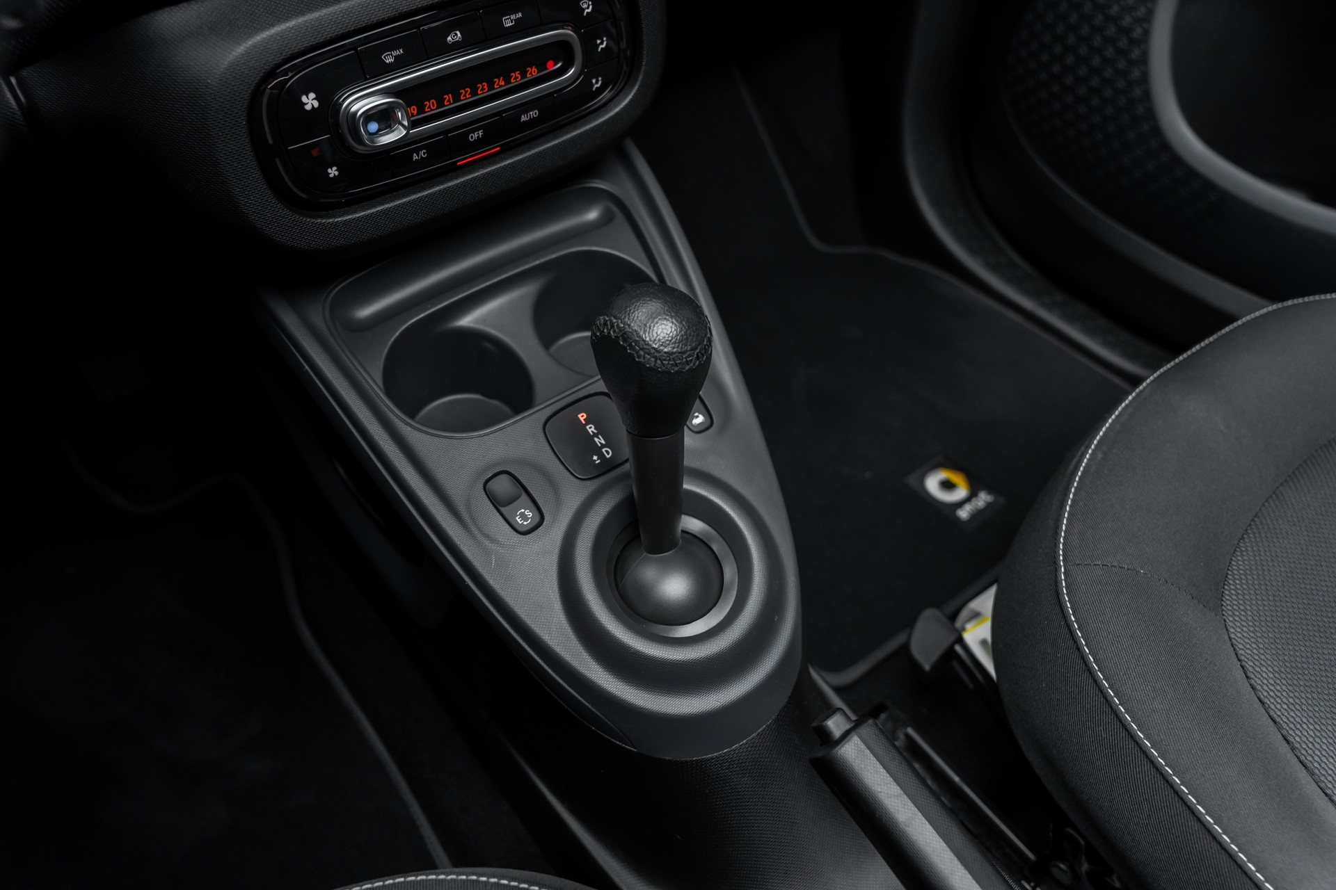 SMART fortwo passion twinmatic-image-12