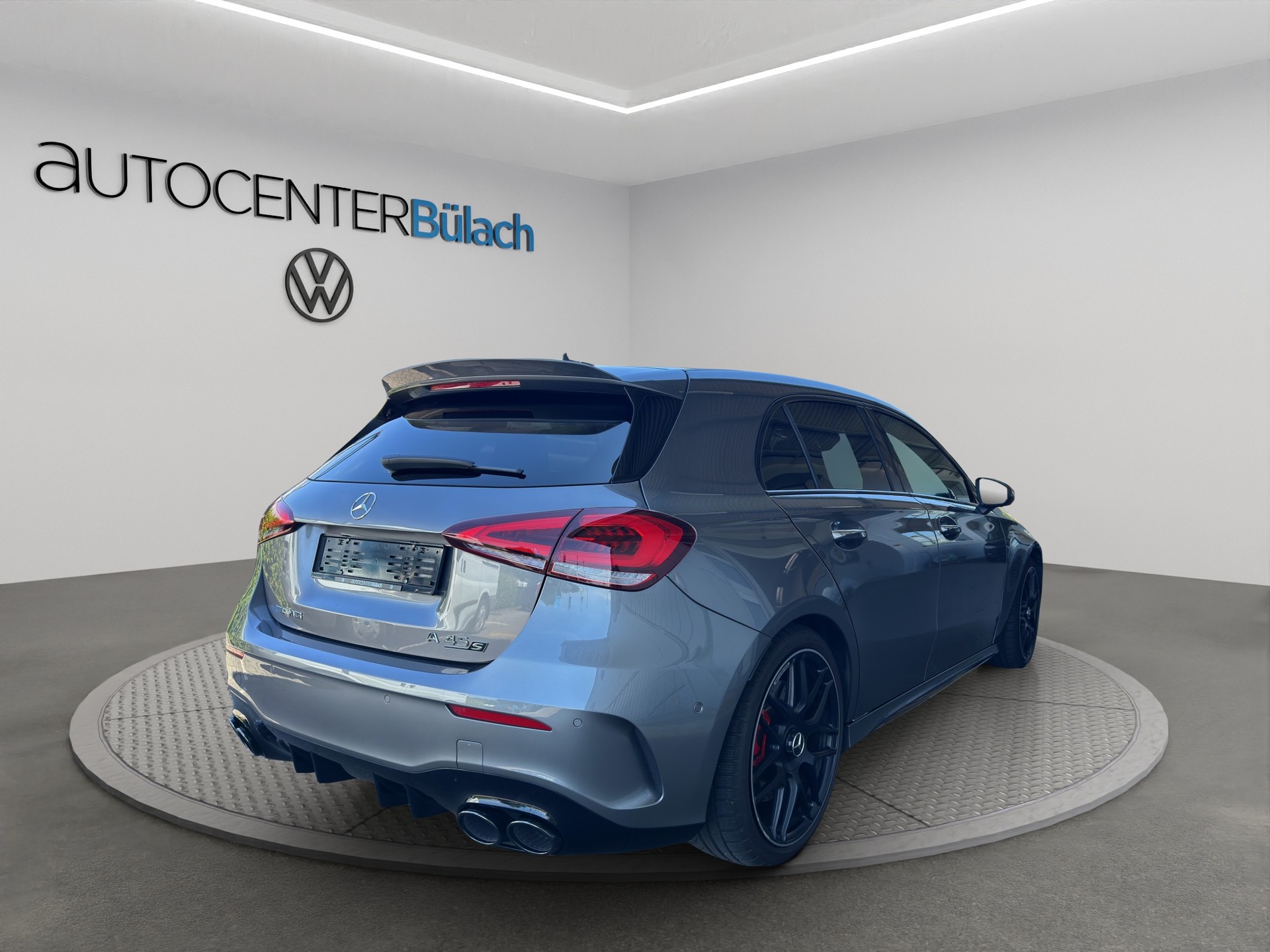 MERCEDES-BENZ A 45 S AMG 4Matic+ Speedshift-image-4