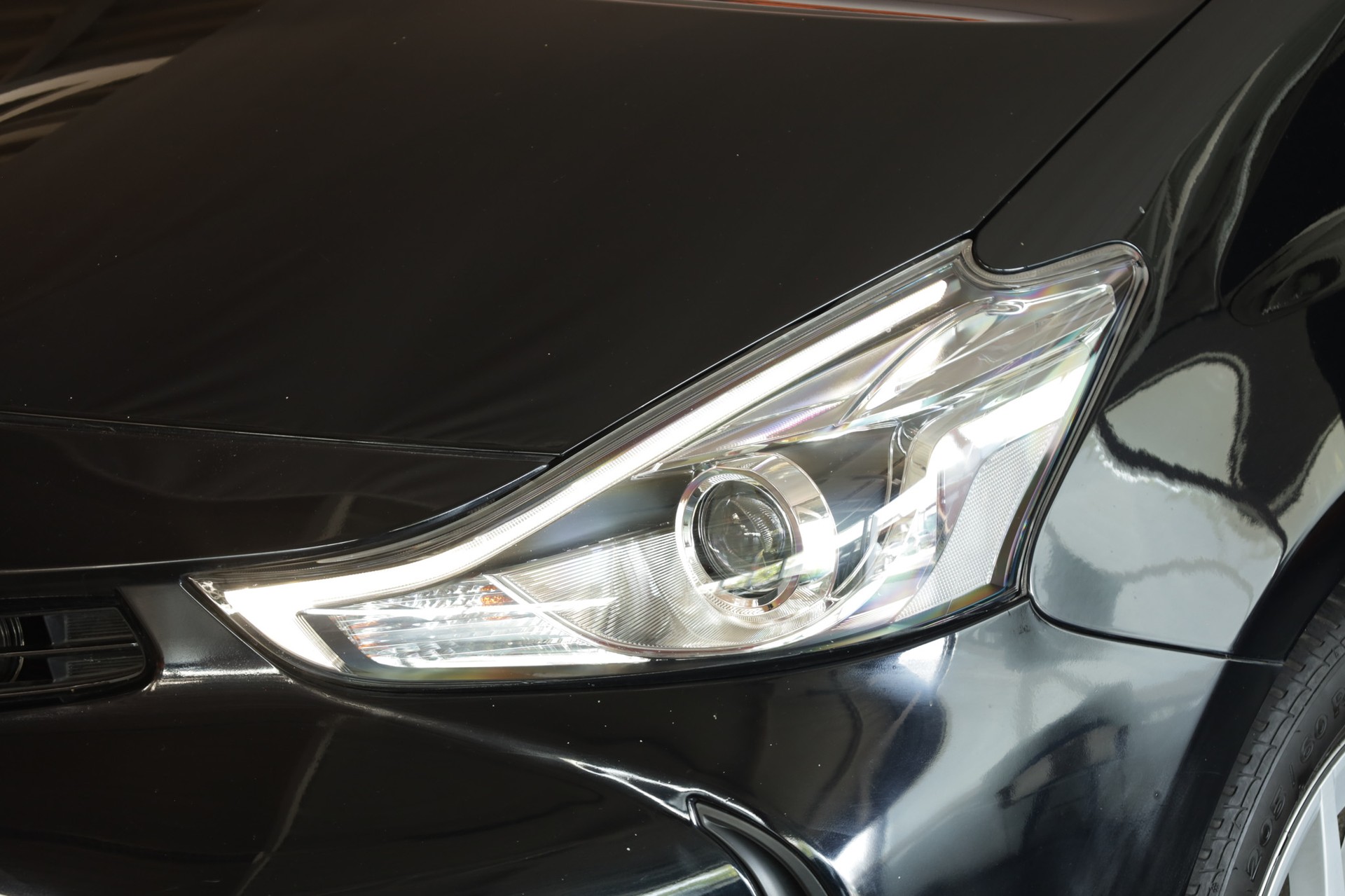 TOYOTA Prius+ 1.8 VVT-i HSD Comfort-image-15