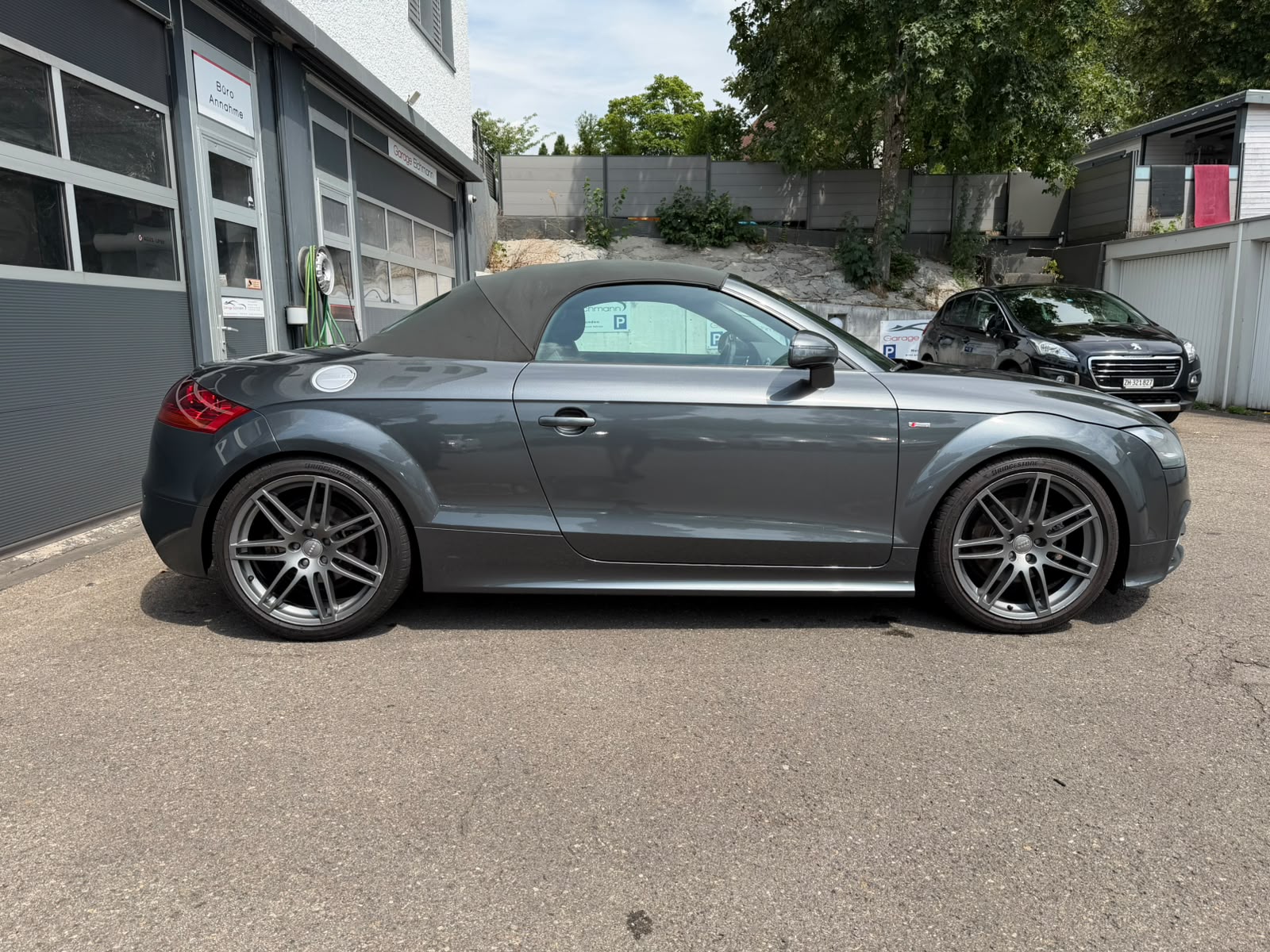 AUDI 2.0 TFSI 211 quattro S-Tronic-image-3