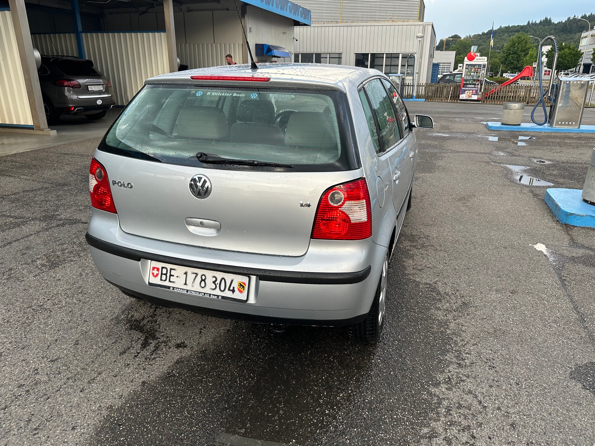 VW POLO-image-1