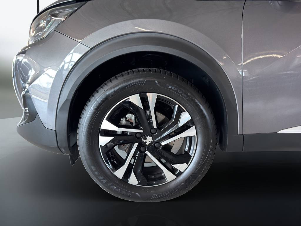 PEUGEOT 2008 1.2 PureTech Allure Pack EAT8-image-14