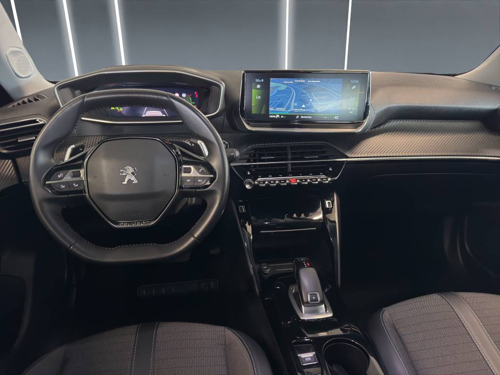 PEUGEOT 2008 1.2 PureTech Allure Pack EAT8-image-5