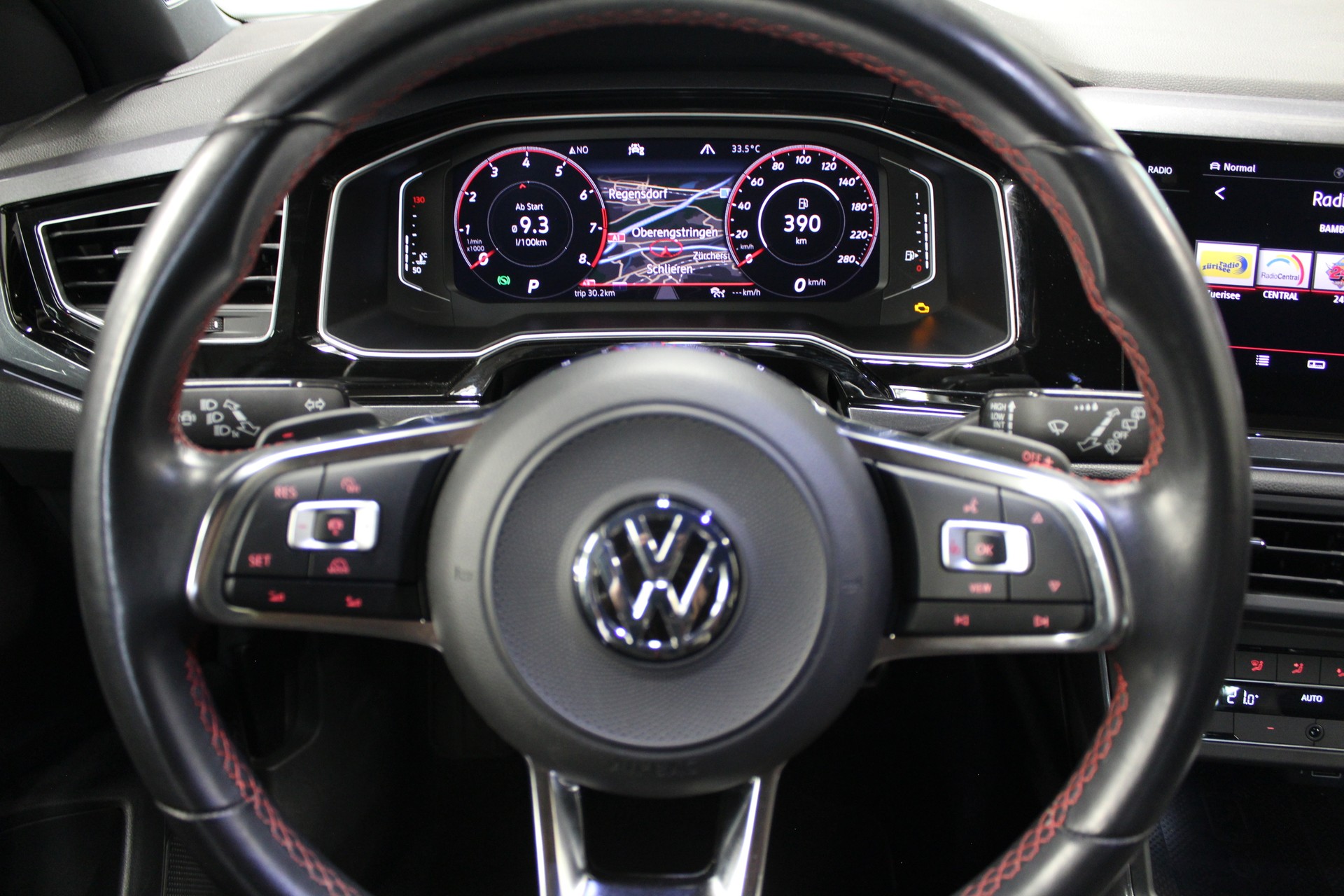 VW Polo 2.0 TSI GTI DSG-image-10