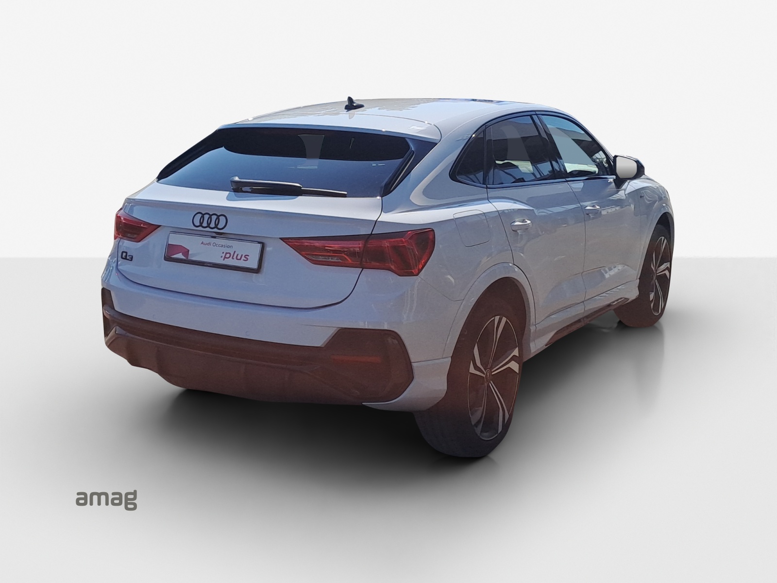 AUDI Q3 Sportback 35 TFSI S line Attraction S-tronic-image-4