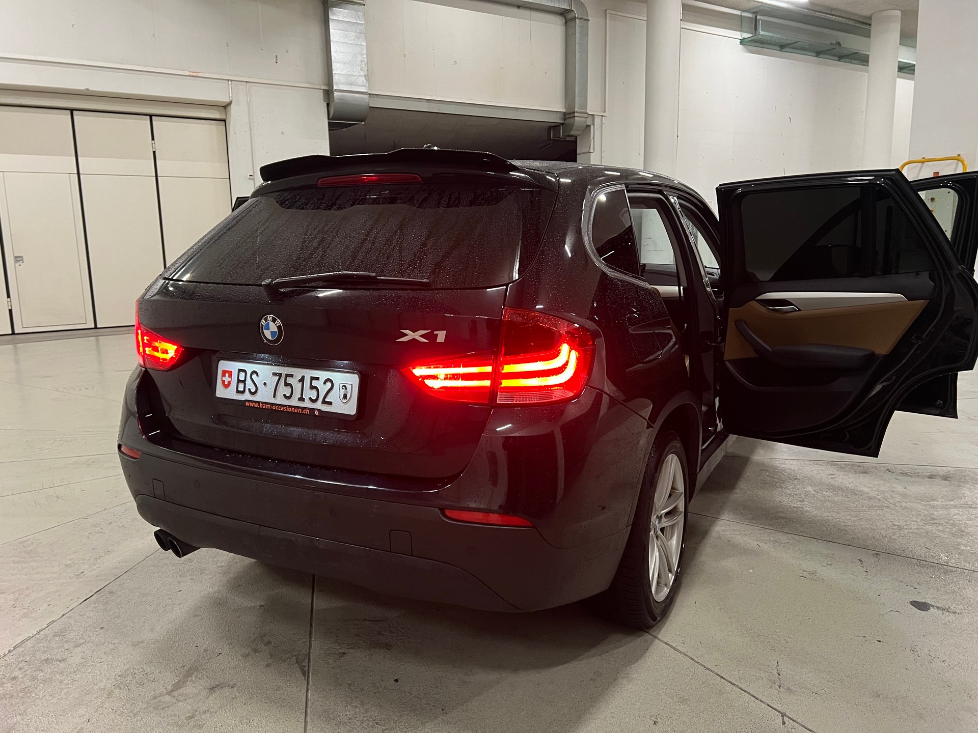 BMW 28i xDrive-image-3