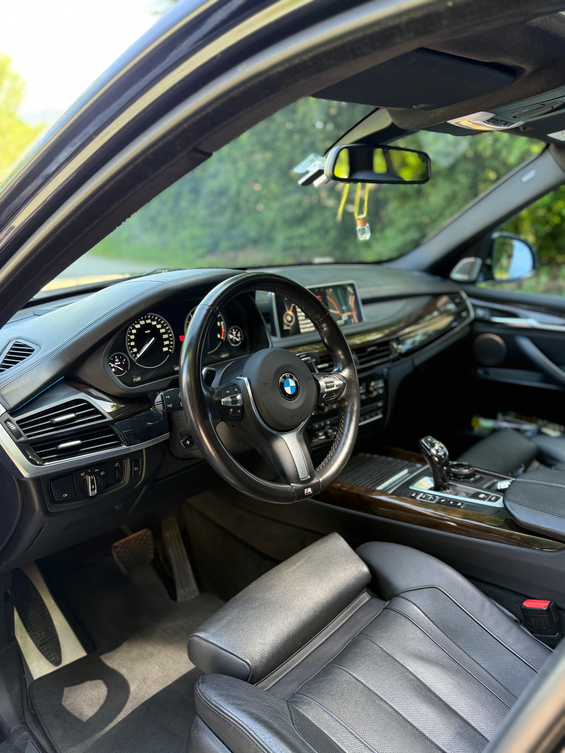 BMW M50d-image-4