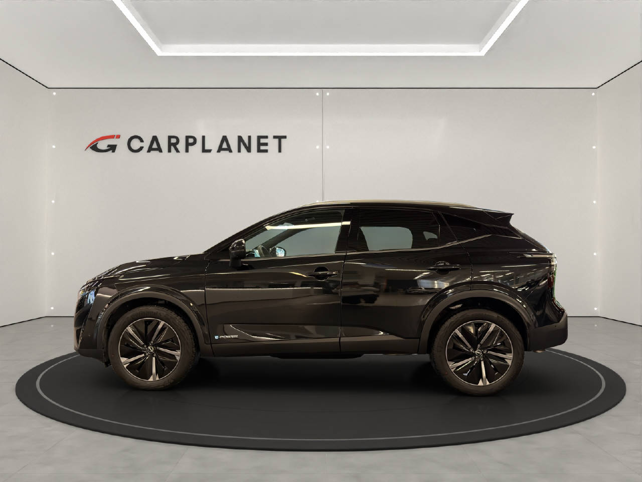 NISSAN Qashqai 1.5 VC-T Tekna-showroom-element-1