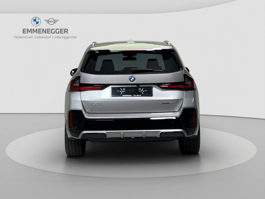BMW iX1 eDrive 20 Ed. M Sport-image-3