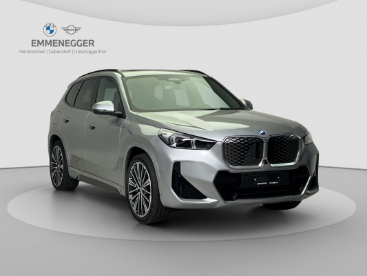 BMW iX1 eDrive 20 Ed. M Sport-image-6