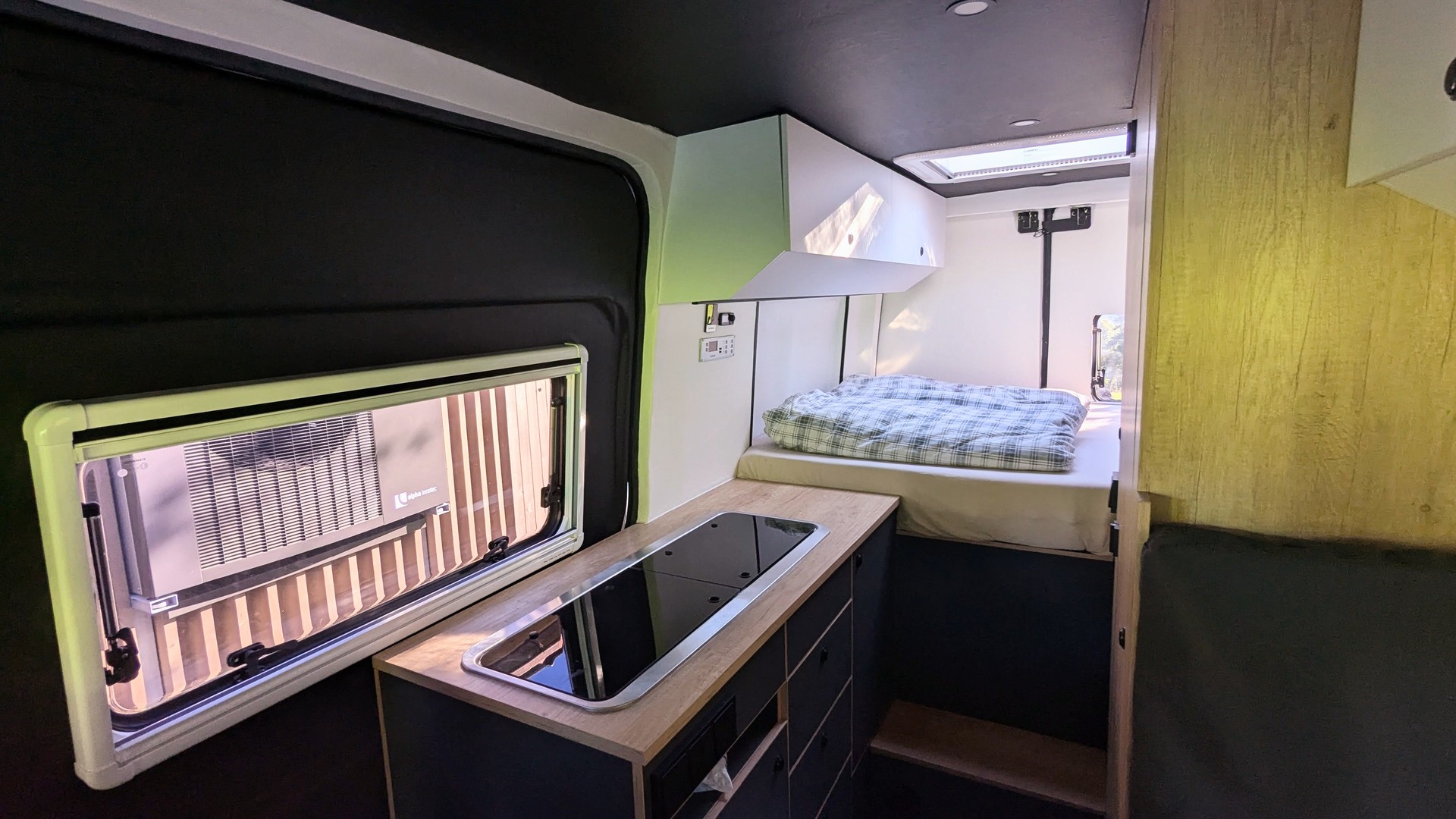 VW CRAFTER-image-4