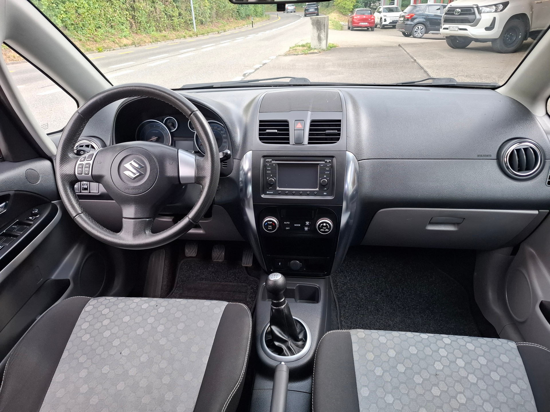 SUZUKI SX4 1.6 16V Compact Top 4WD-image-4