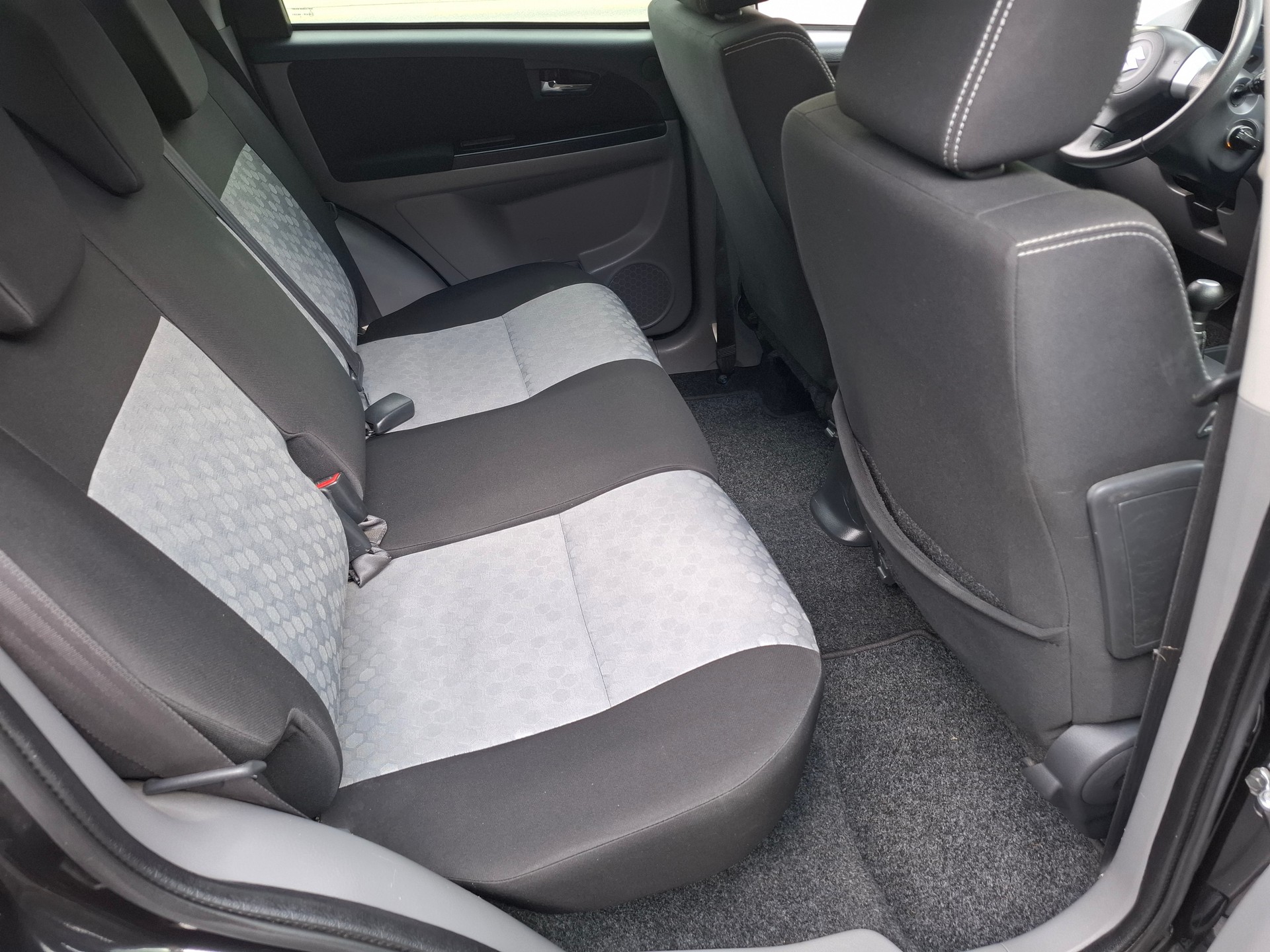 SUZUKI SX4 1.6 16V Compact Top 4WD-image-6