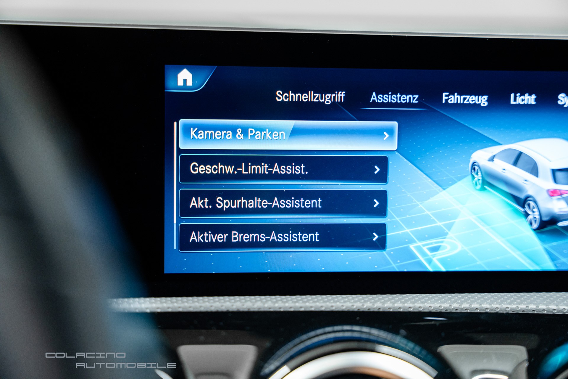 MERCEDES-BENZ A 200 7G-DCT-image-21