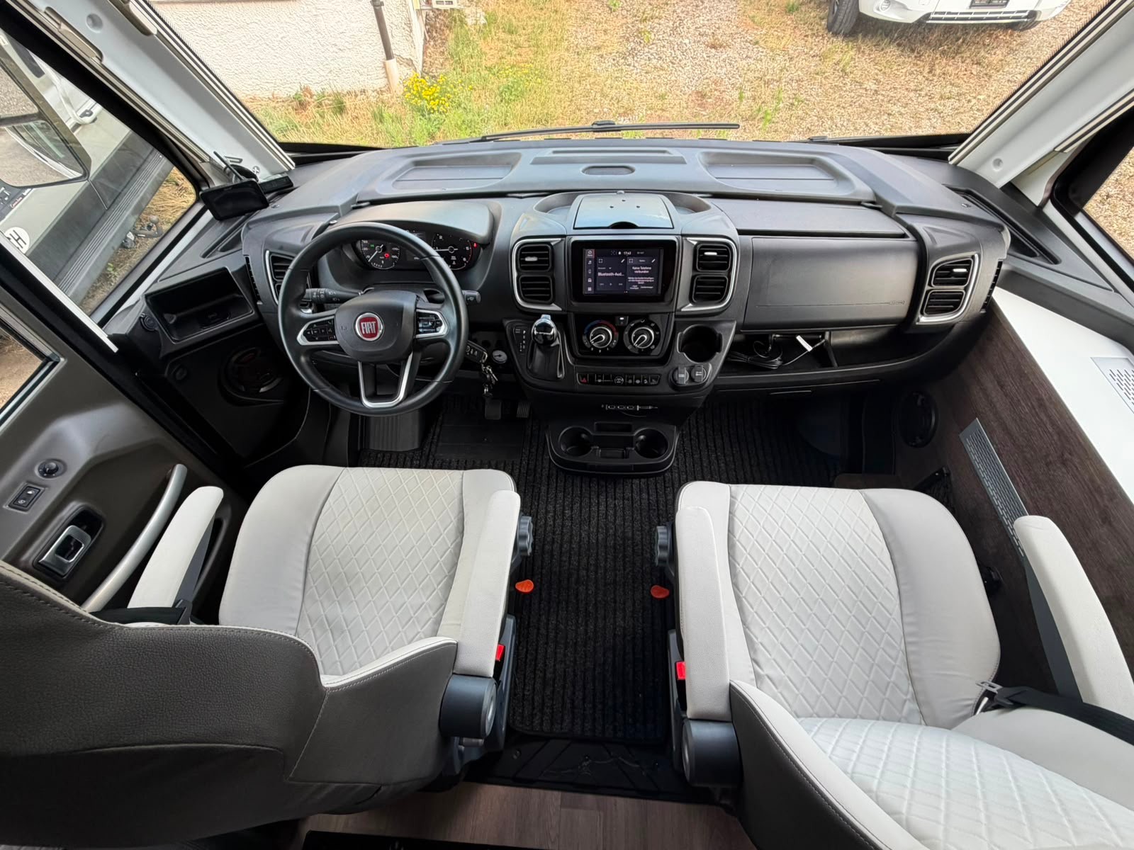 FIAT ***2.2JTD 160PS***BENIMAR AMPHITRYON 967***AUTOMAT 9 GANG STUFENLOS***LÄNGSBETT***HUBBETT***TOP-FAHRZEUG***-image-29