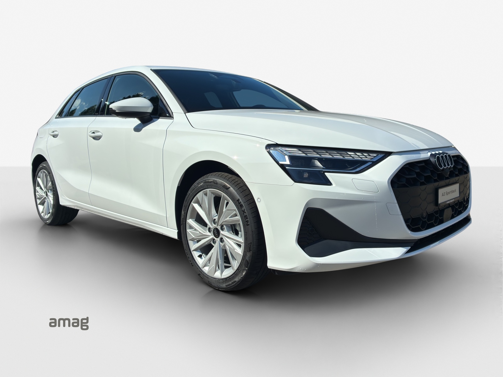 AUDI A3 Sportback TFSI 110 kW Attraction S tronic-image-5
