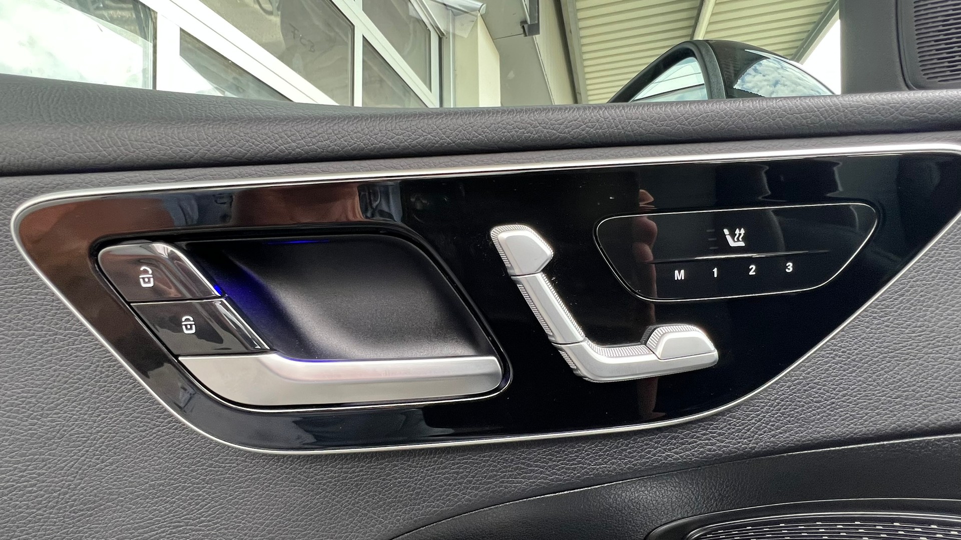 MERCEDES-BENZ C 180 AVANTGARDE SPORT l 170 PS-image-23