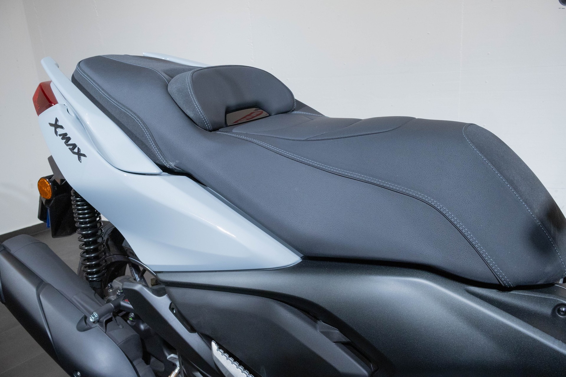 YAMAHA XMAX 125 Tech MAX-image-10
