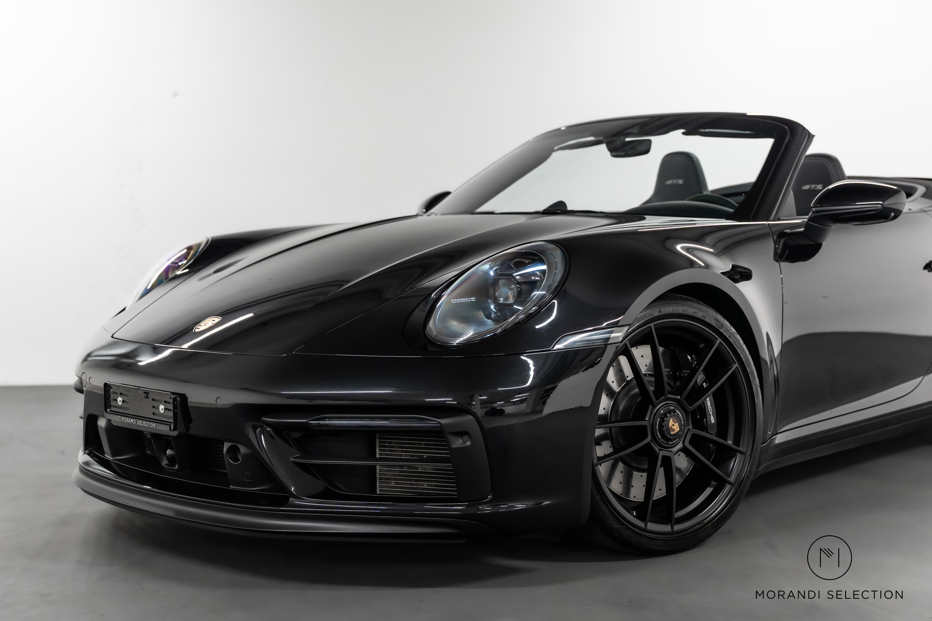 PORSCHE 911 Cabriolet 3.0 Carrera 4 GTS PDK-image-6