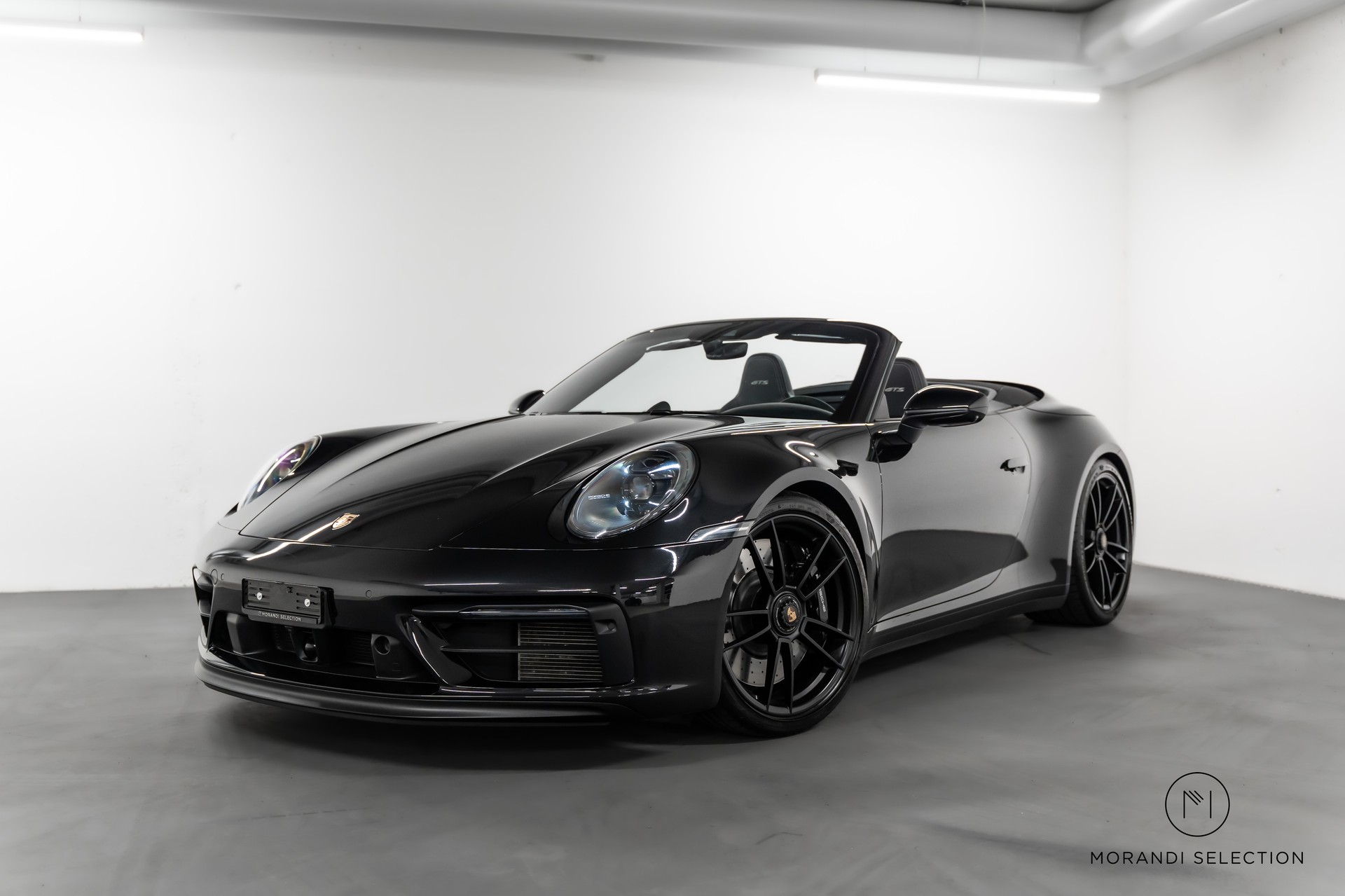 PORSCHE 911 Cabriolet 3.0 Carrera 4 GTS PDK-image-2