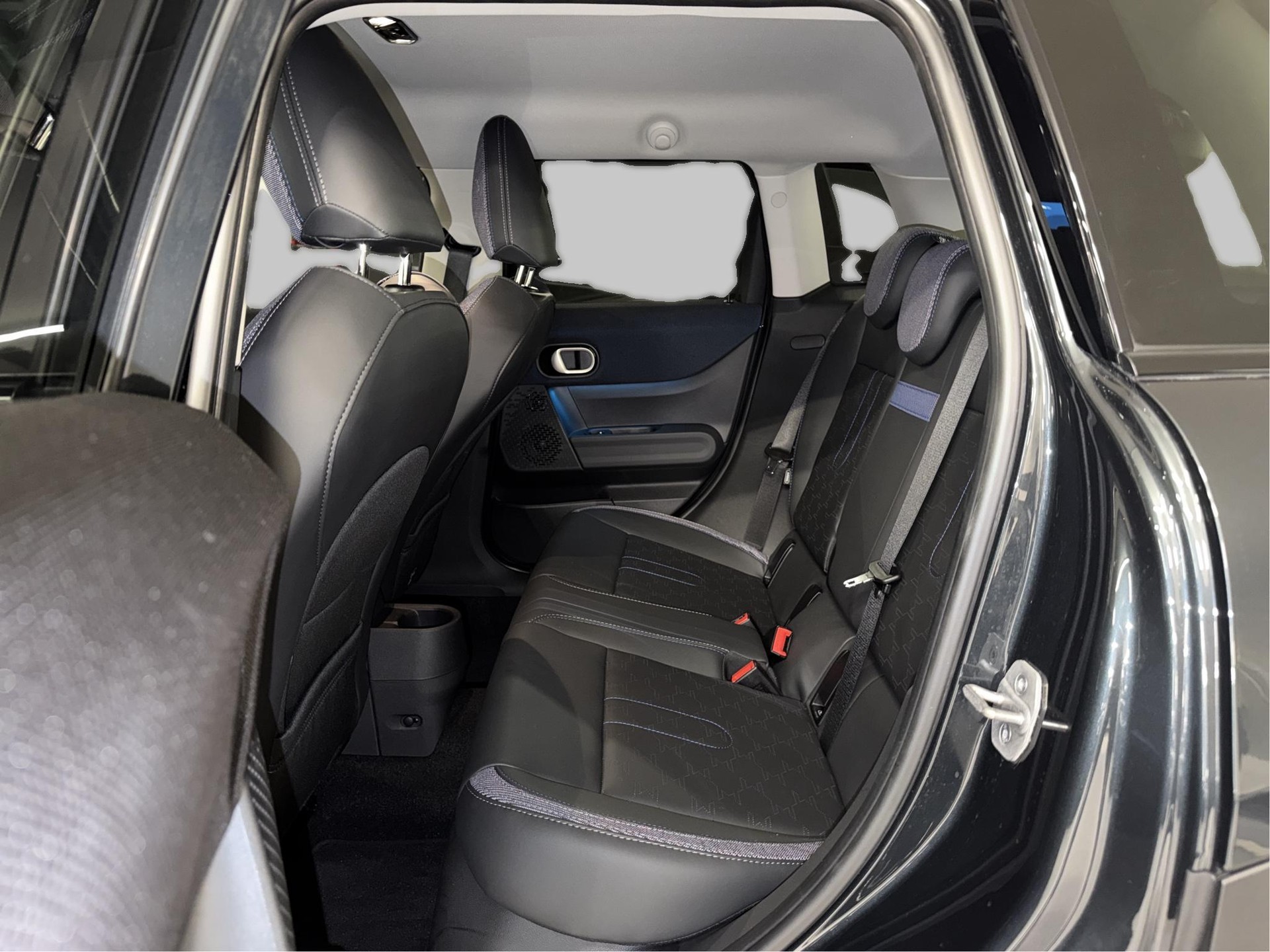 MINI Cooper 5 door C-image-16