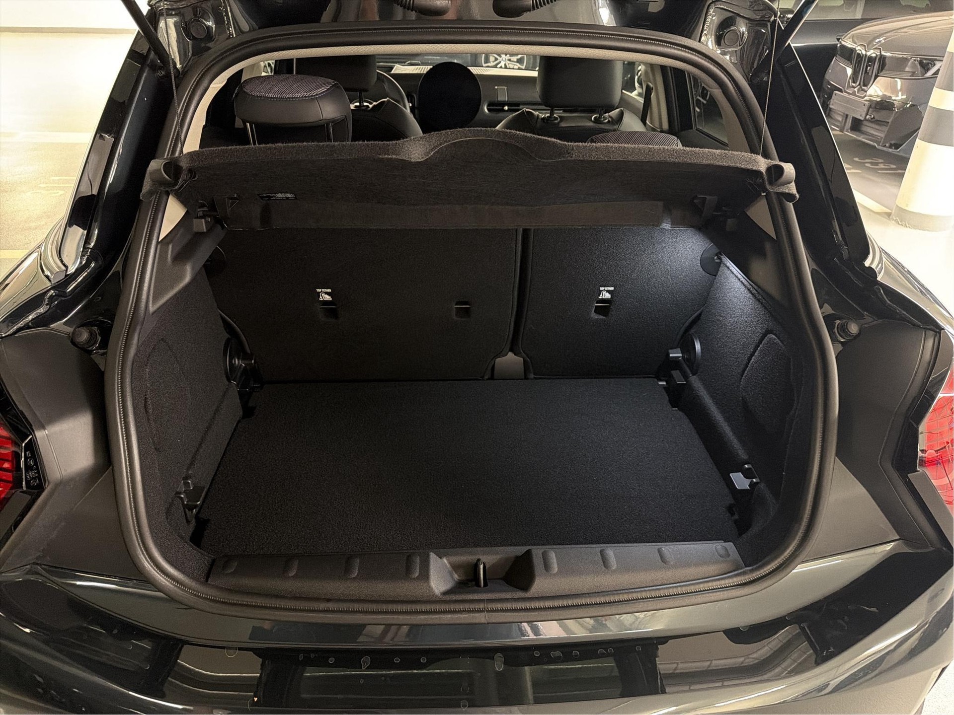 MINI Cooper 5 door C-image-15