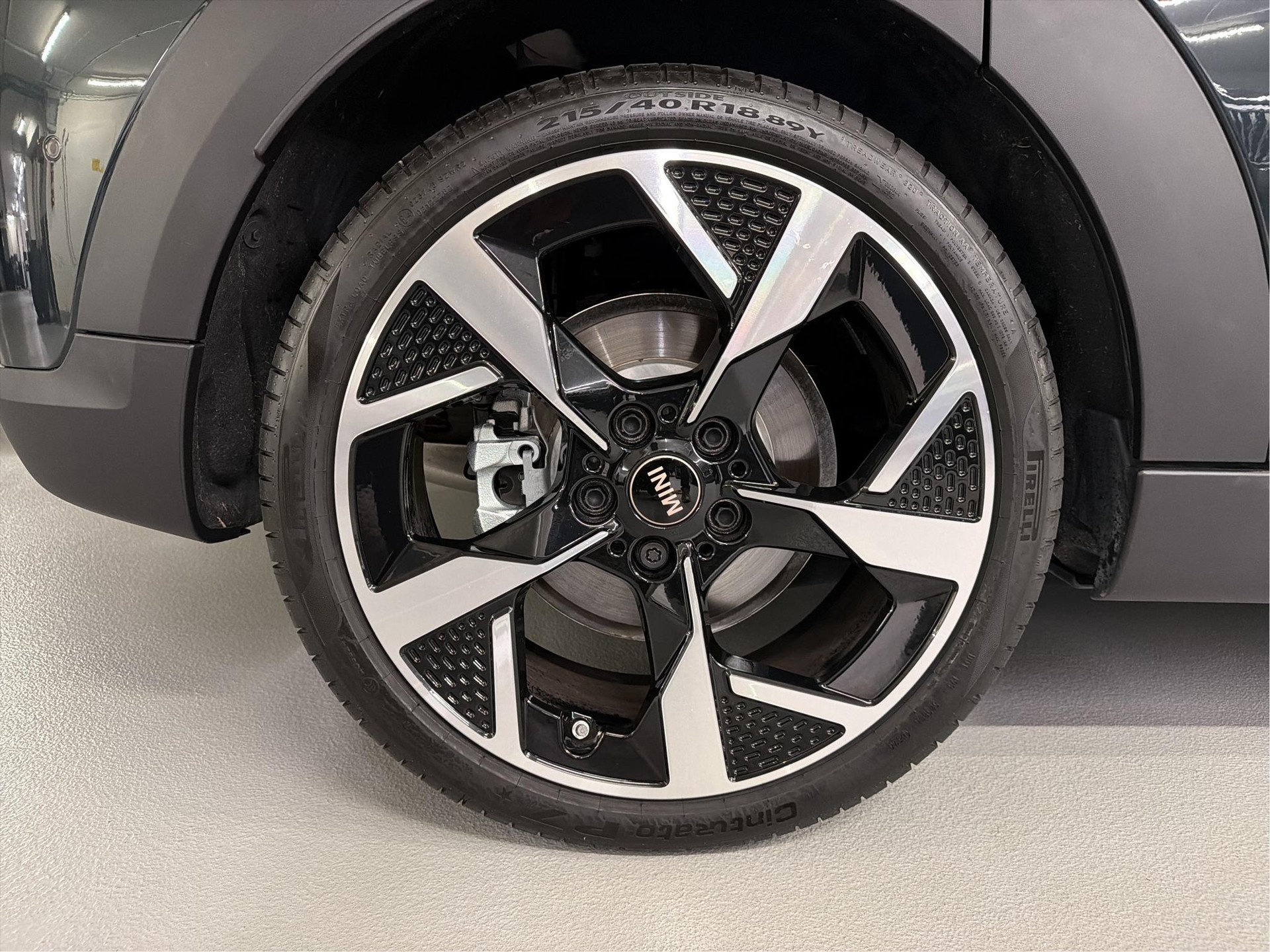 MINI Cooper 5 door C-image-9