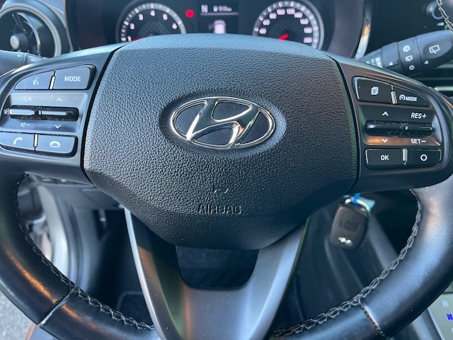 HYUNDAI i10 1.2 Launch Plus Automat-image-13
