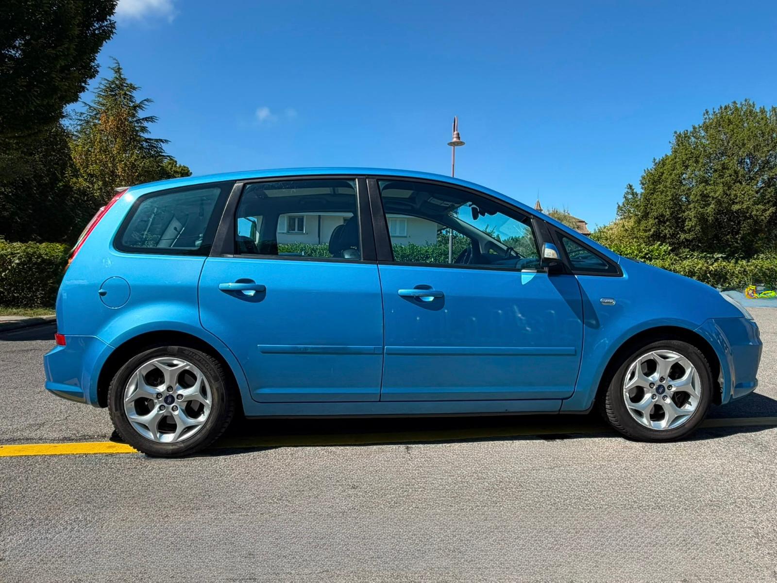 FORD C-Max 2.0 16V Titanium Automatic-image-6