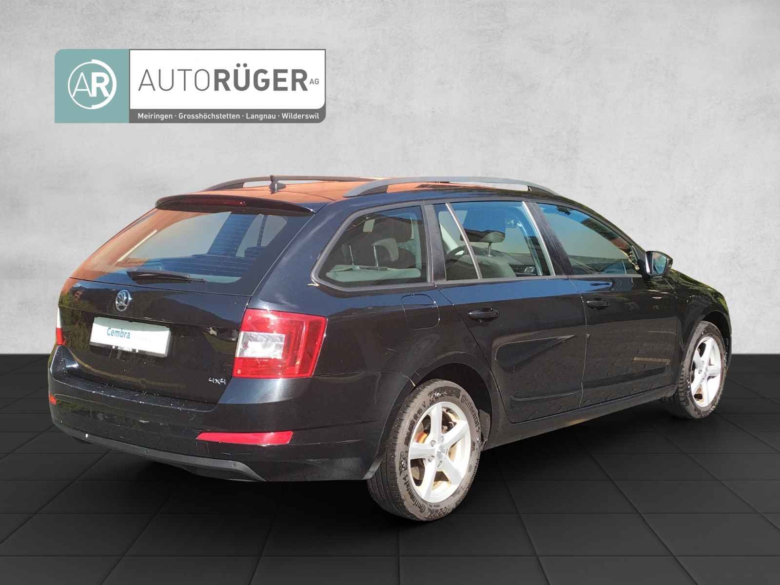 SKODA Octavia Combi 2.0 TDI Ambition 4x4-image-5