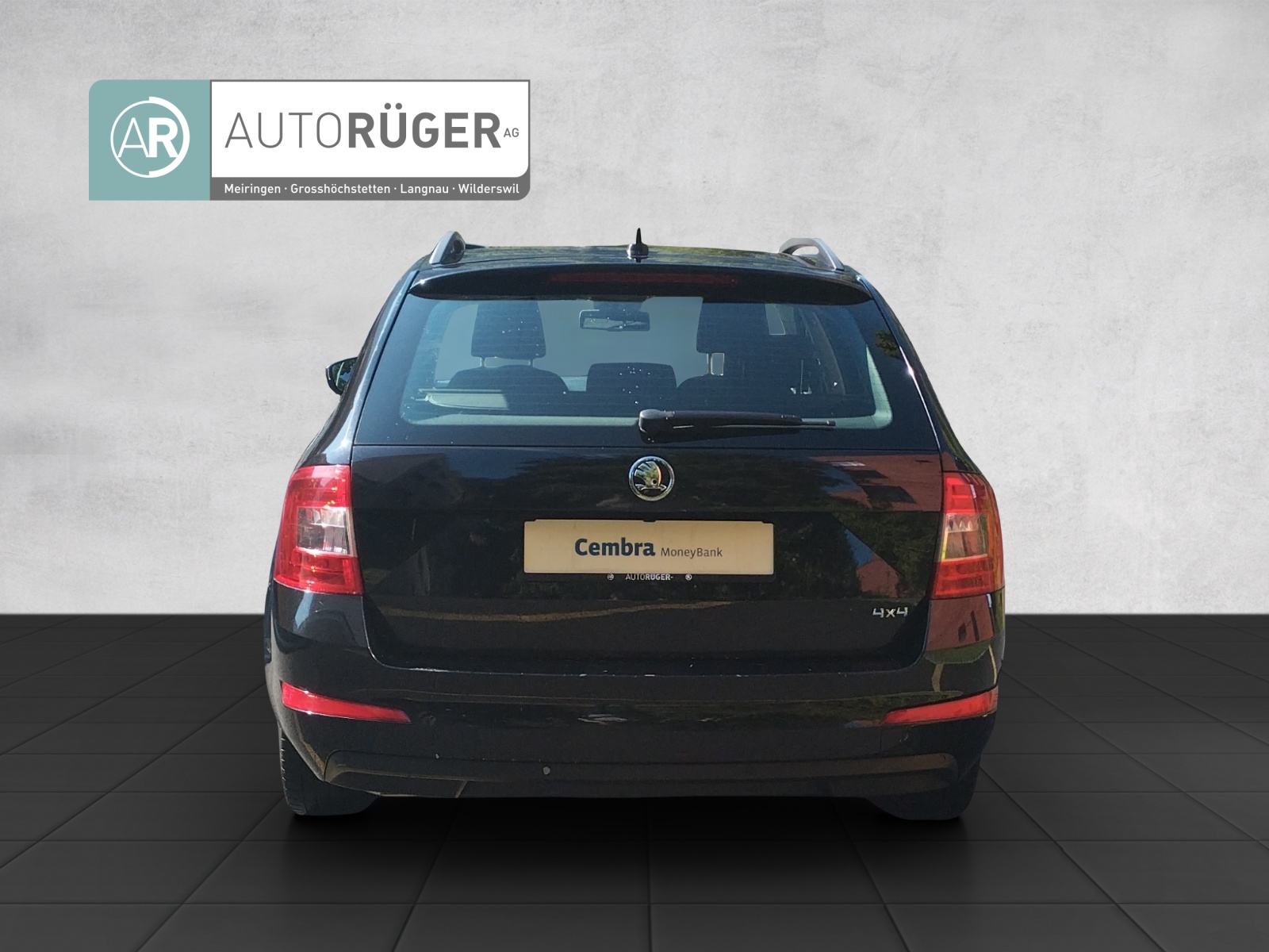 SKODA Octavia Combi 2.0 TDI Ambition 4x4-image-4