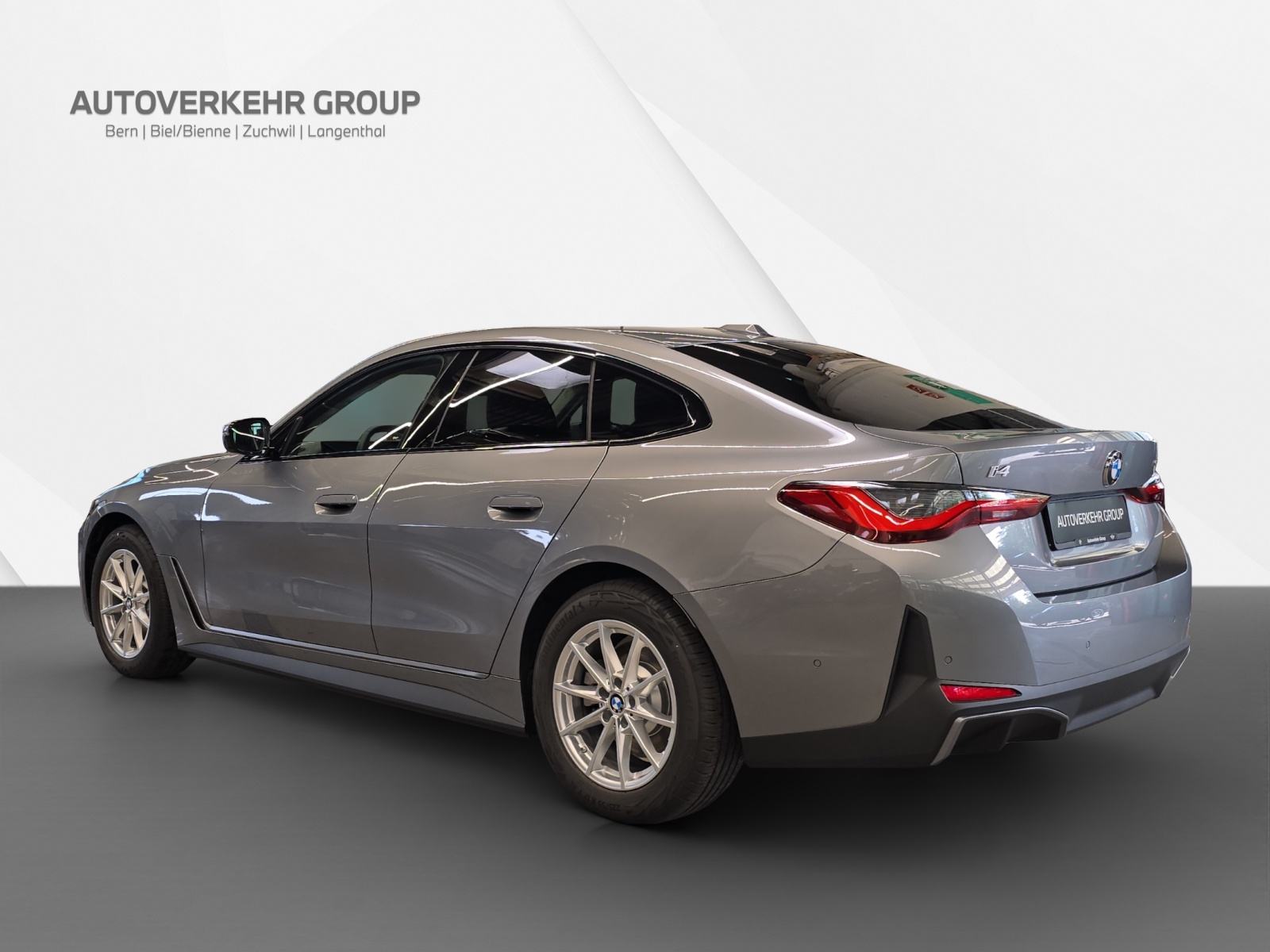 BMW i4 xDrive 40-image-6