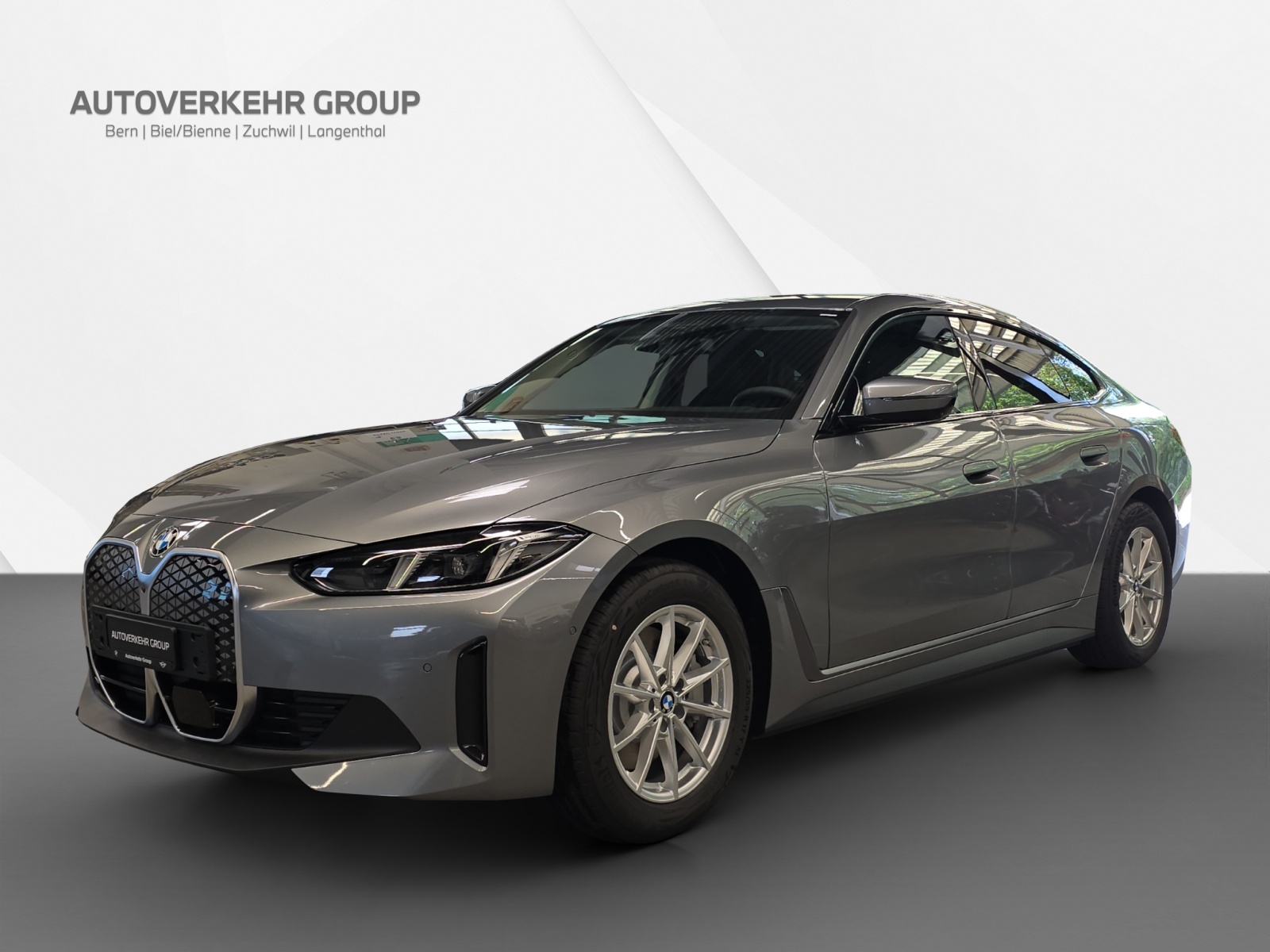 BMW i4 xDrive 40-image-0