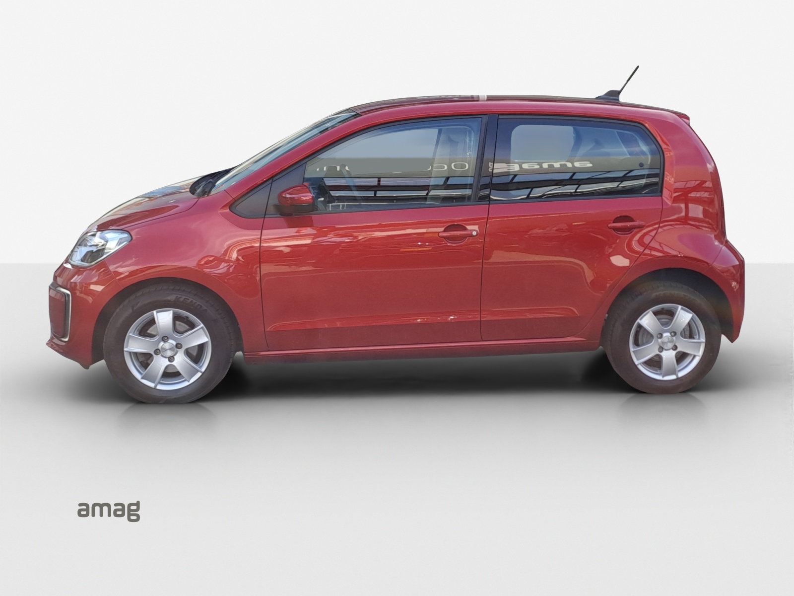 VW e-Up-showroom-element-1