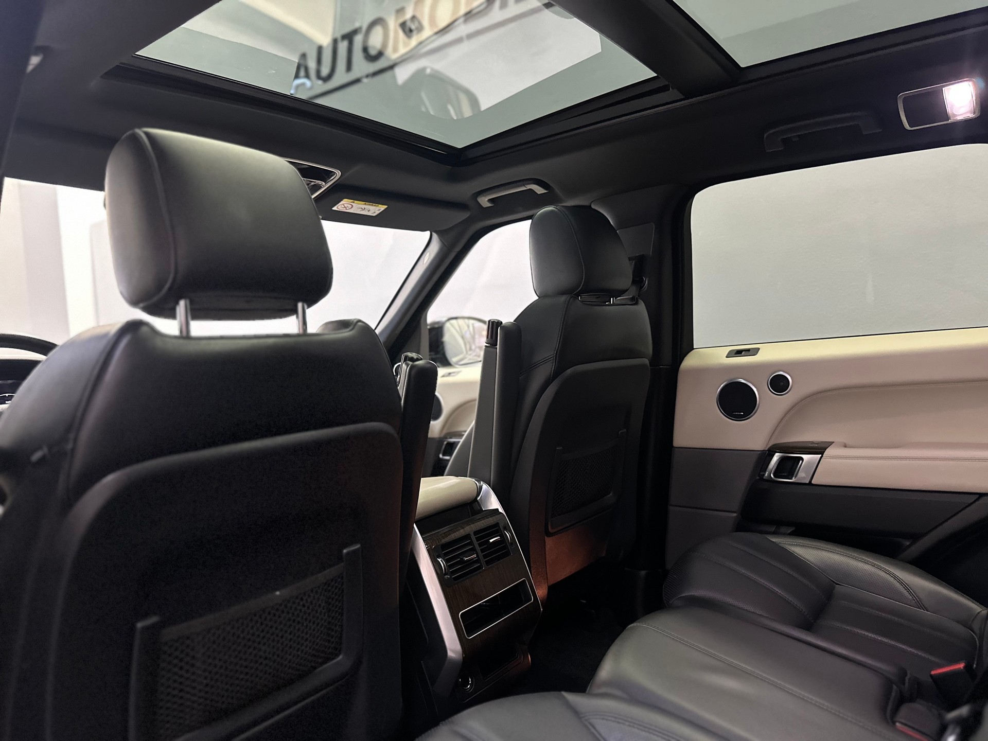 LAND ROVER Range Rover Sport 3.0 V6 SC SE Automatic-image-12