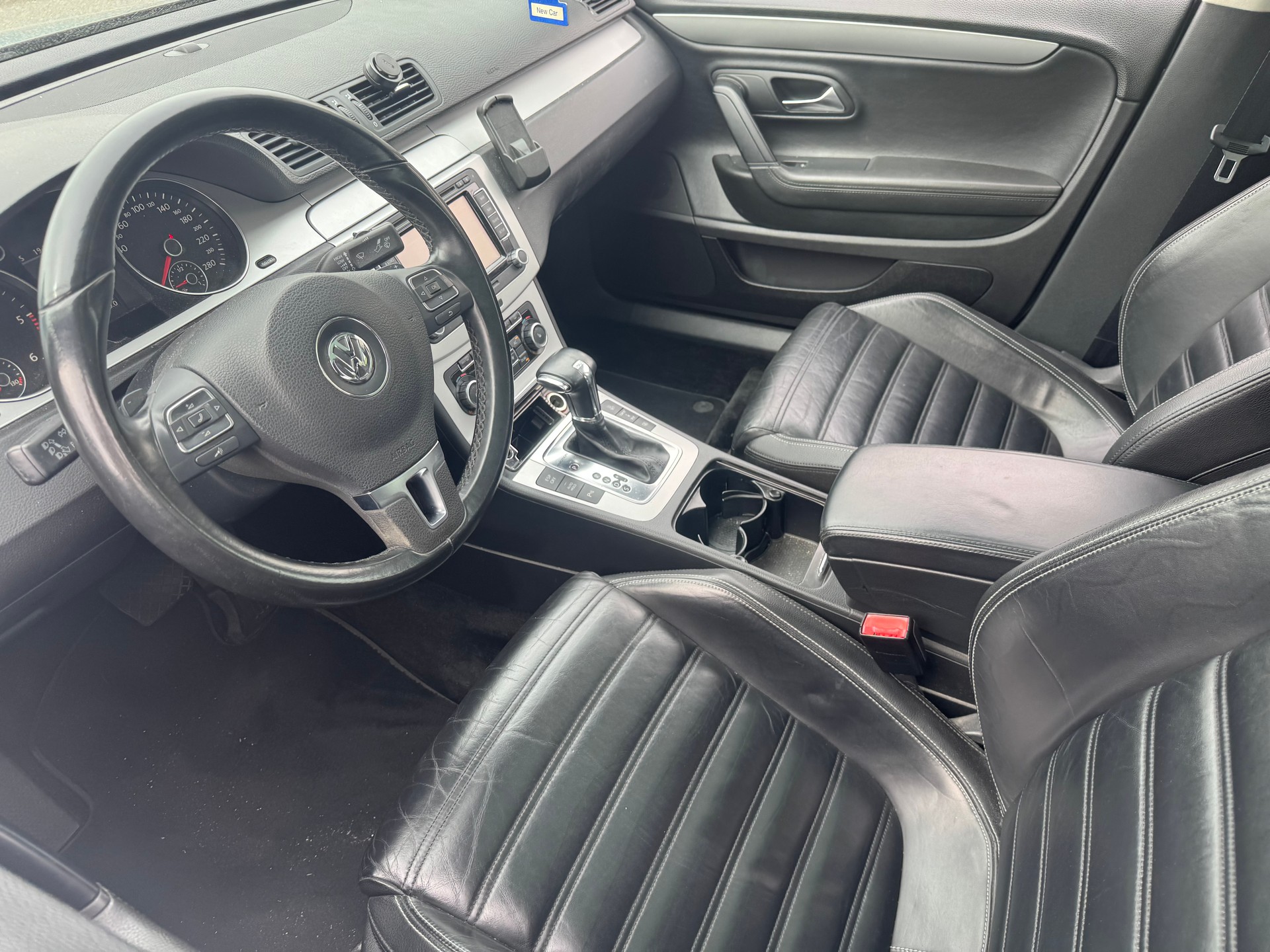 VW Passat CC 2.0 TDI DSG-image-11