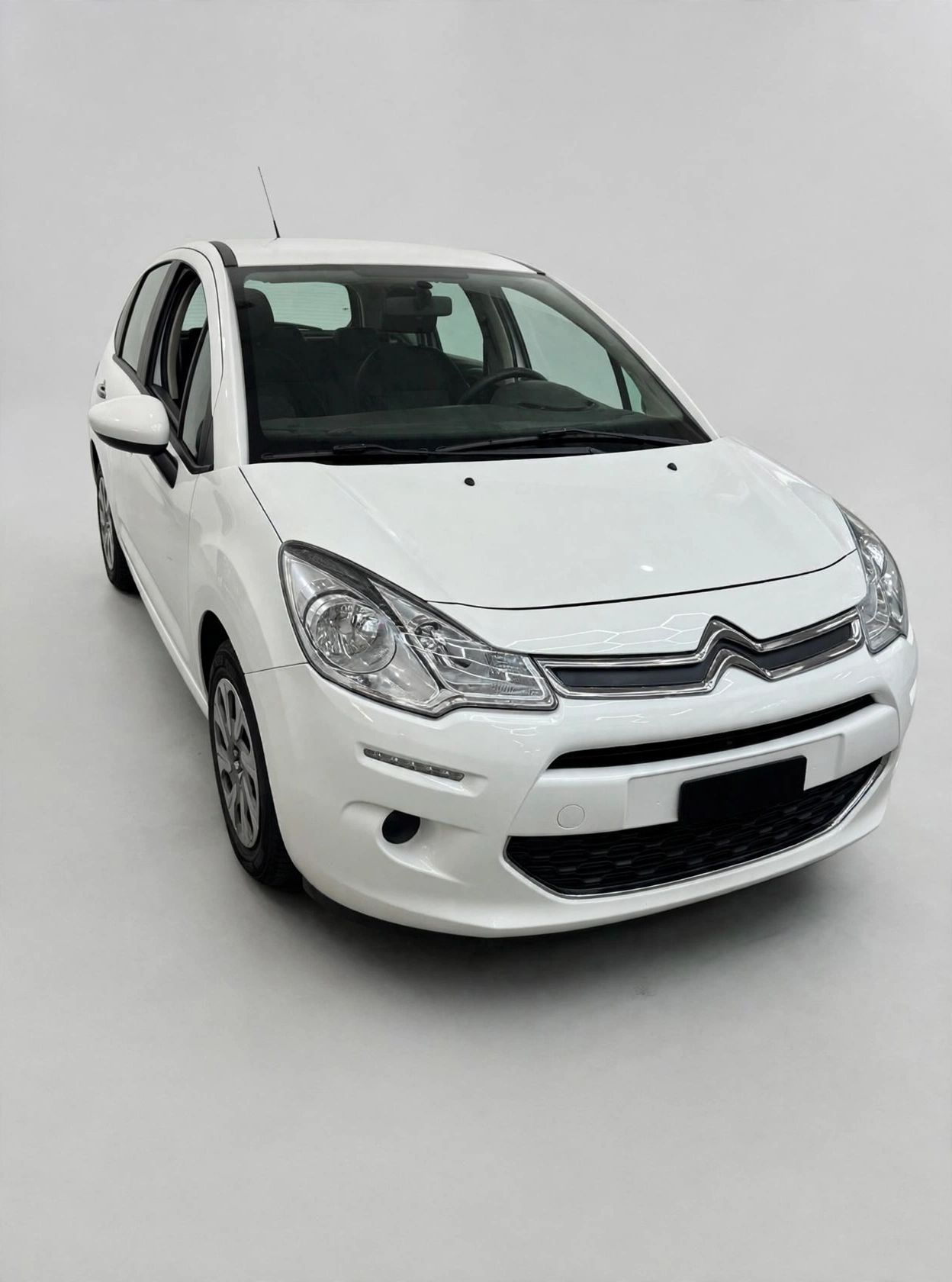CITROEN C3 1.2i Attraction-image-4
