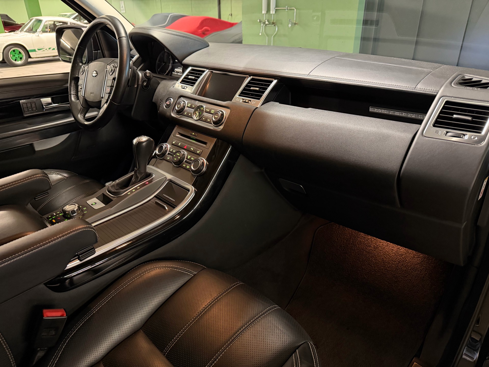 LAND ROVER Range Rover Sport 3.6 TDV8-image-1