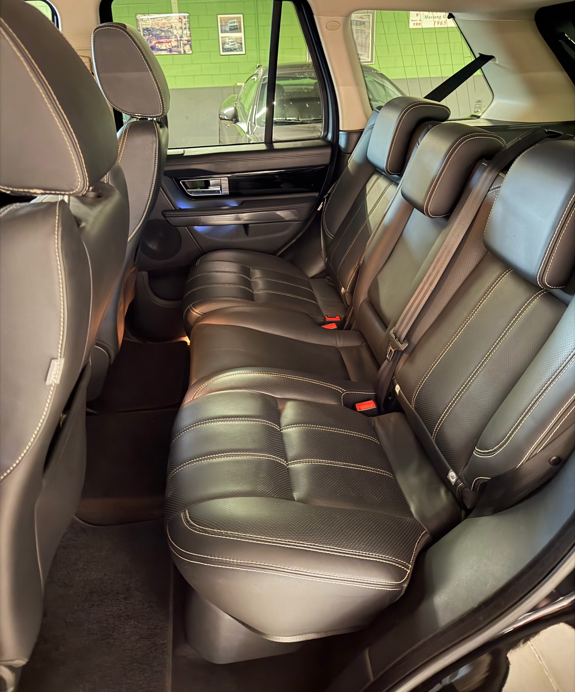 LAND ROVER Range Rover Sport 3.6 TDV8-image-2
