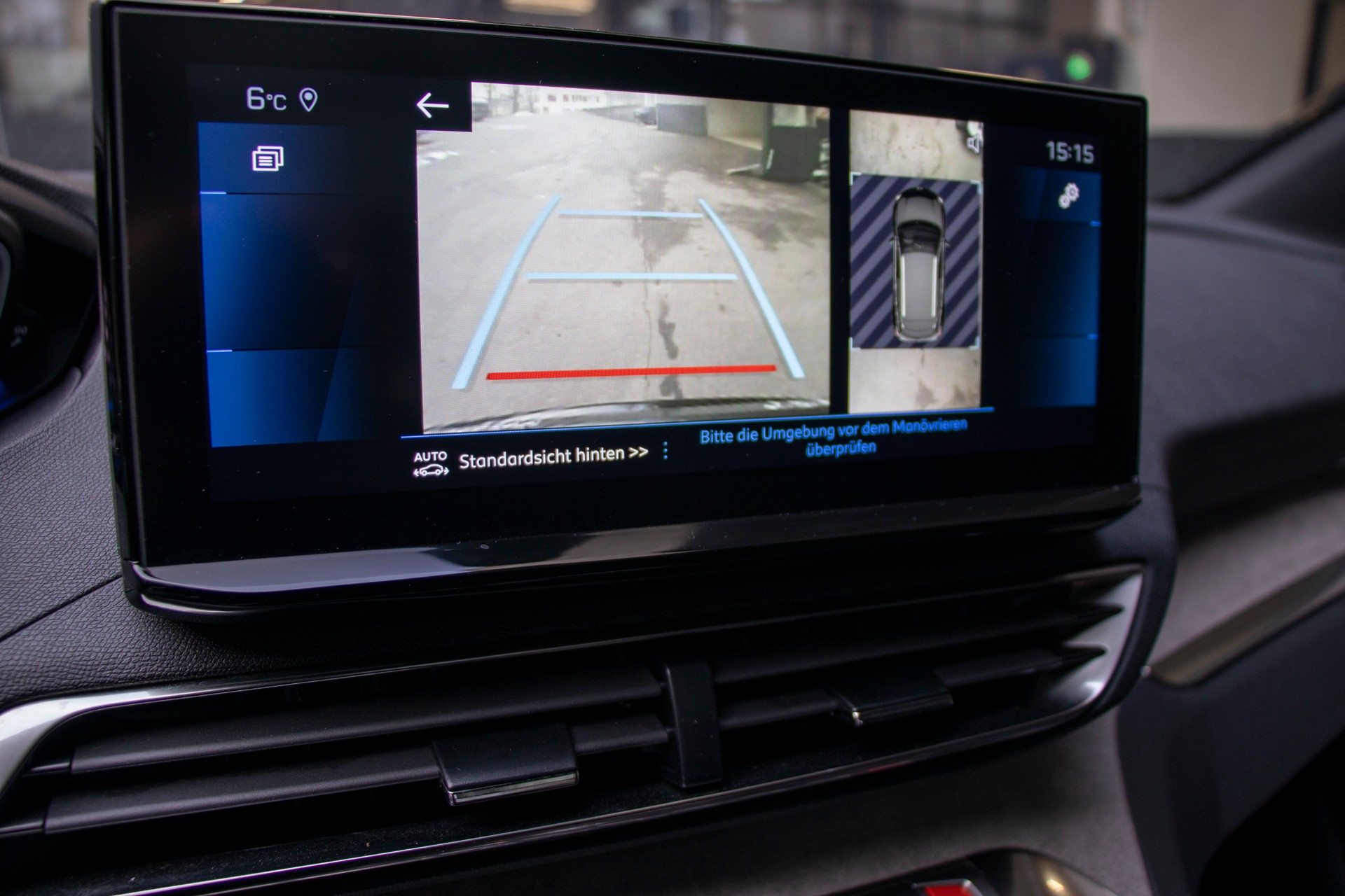 PEUGEOT 3008 1.2 PureTech GT EAT8-image-8